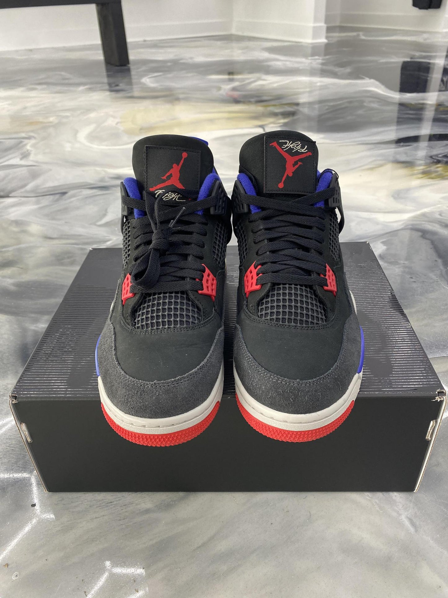 Jordan 4 "Rare Air" Used