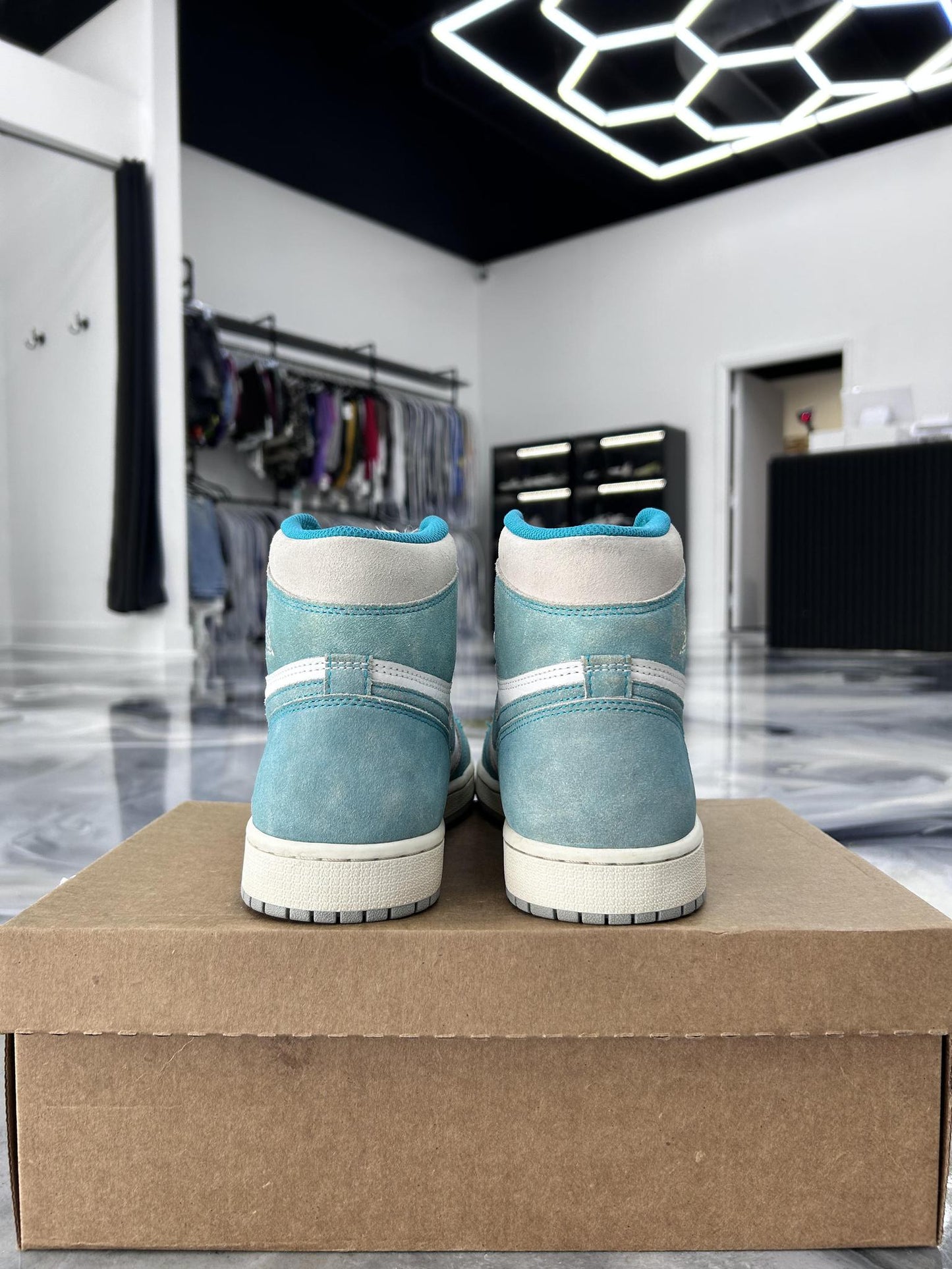 Jordan 1 "Turbo Green" Used Size 10