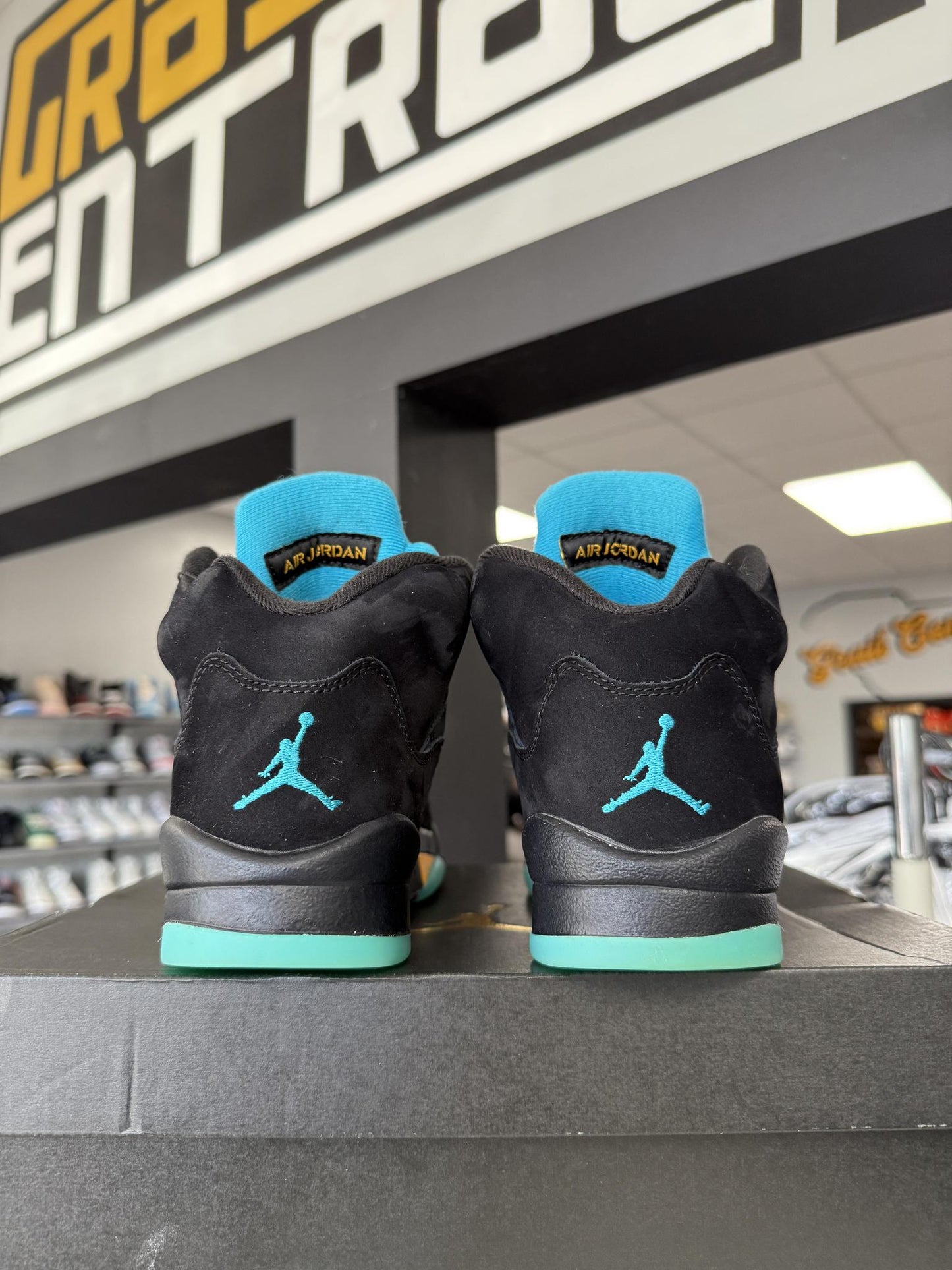 Jordan 5 "Aqua" Used Size 6Y/7.5W