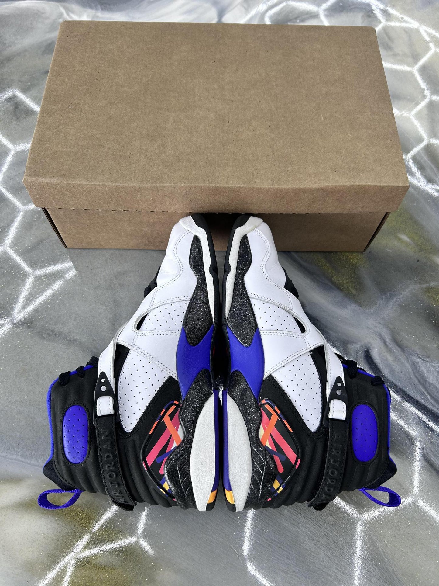 Jordan 8 "Three Peat" Used Size 7Y/8.5W