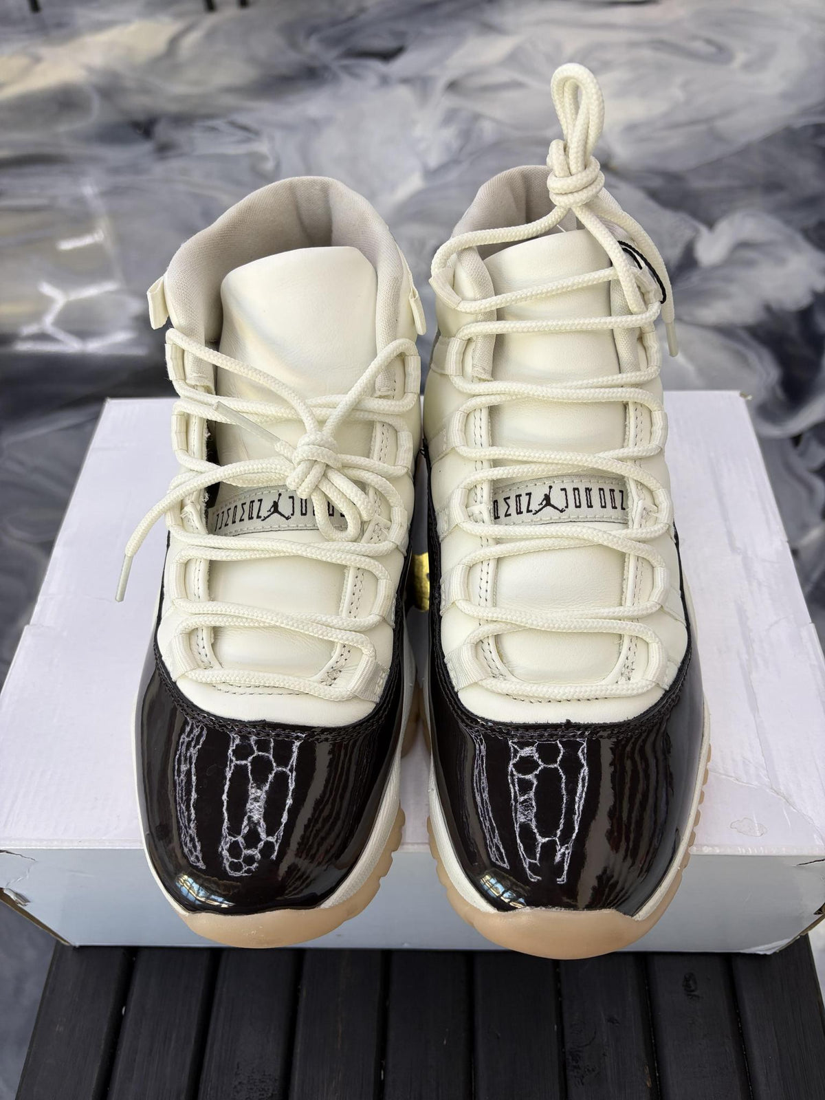 Jordan 11 "Neapolitan" Used Size 5.5Y/7W