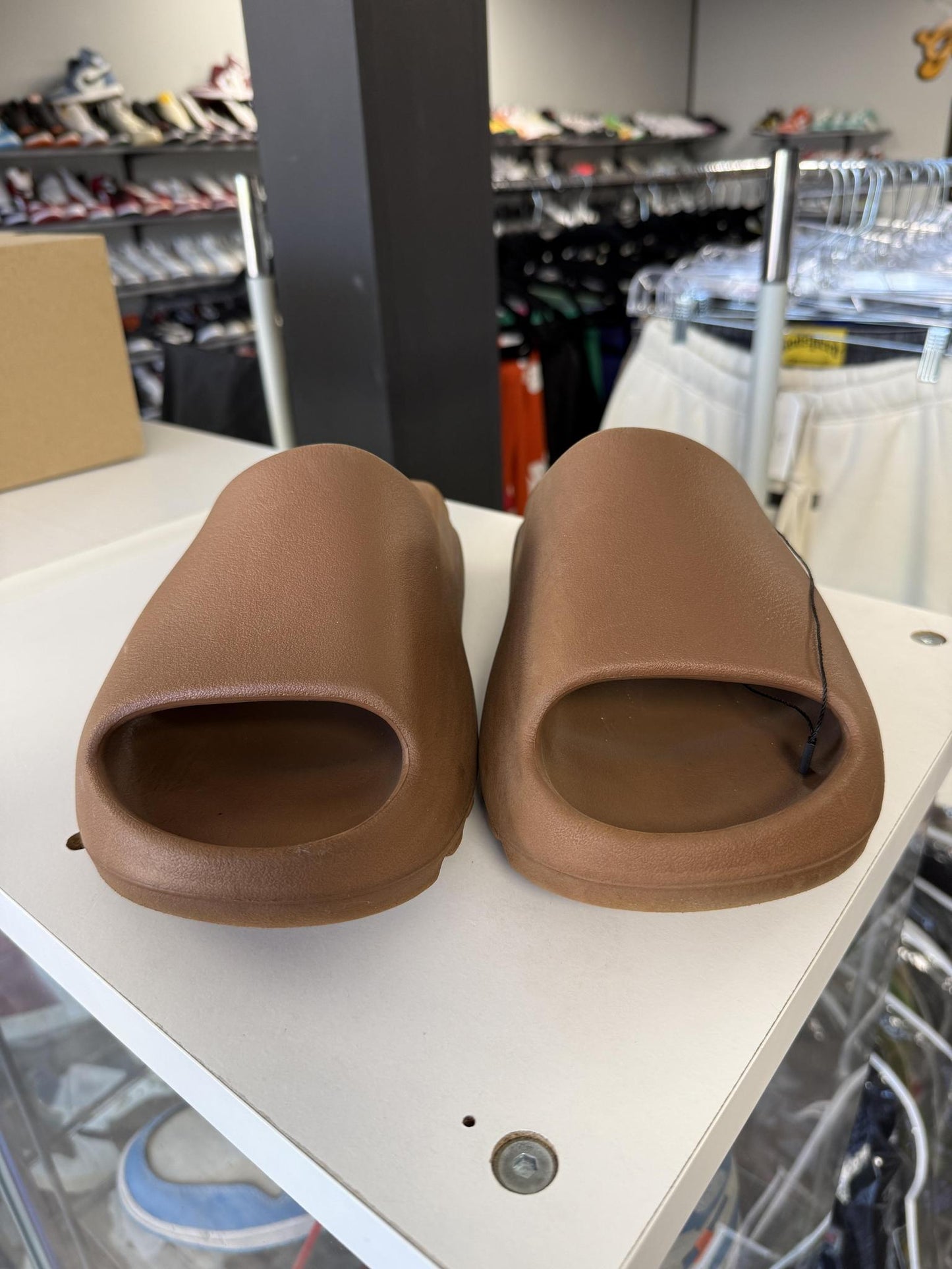 Yeezy Slide "Flax" Used Size 11