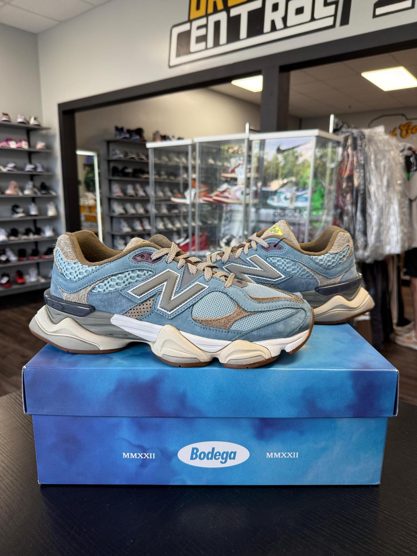 New Balance 9060 x Bodega "Age Of Discovery" Used Size 10.5