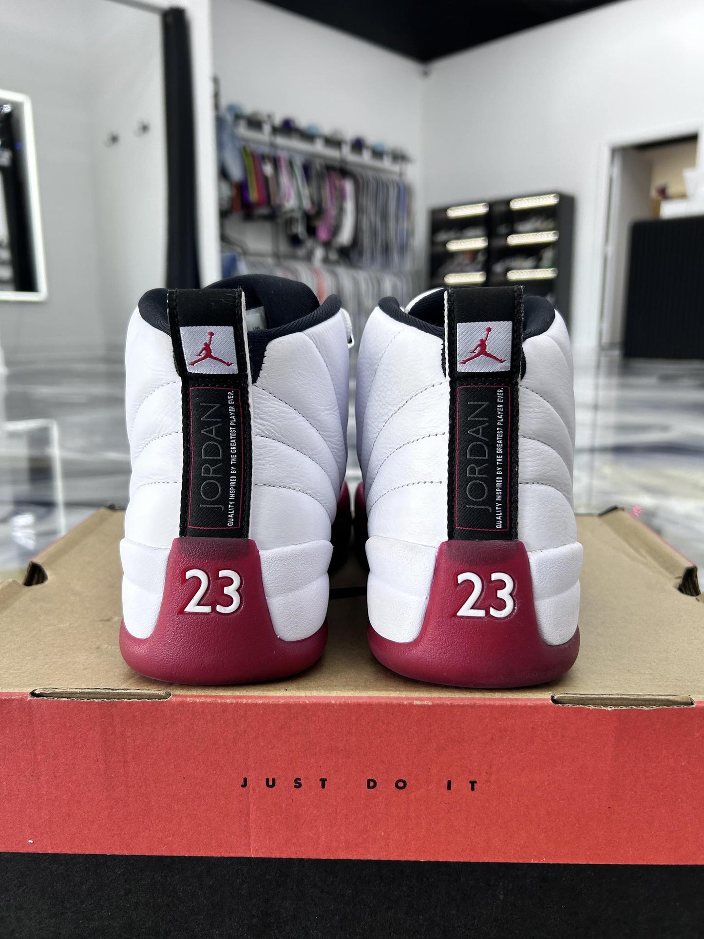 Jordan 12 "Cherry" Used Size 9