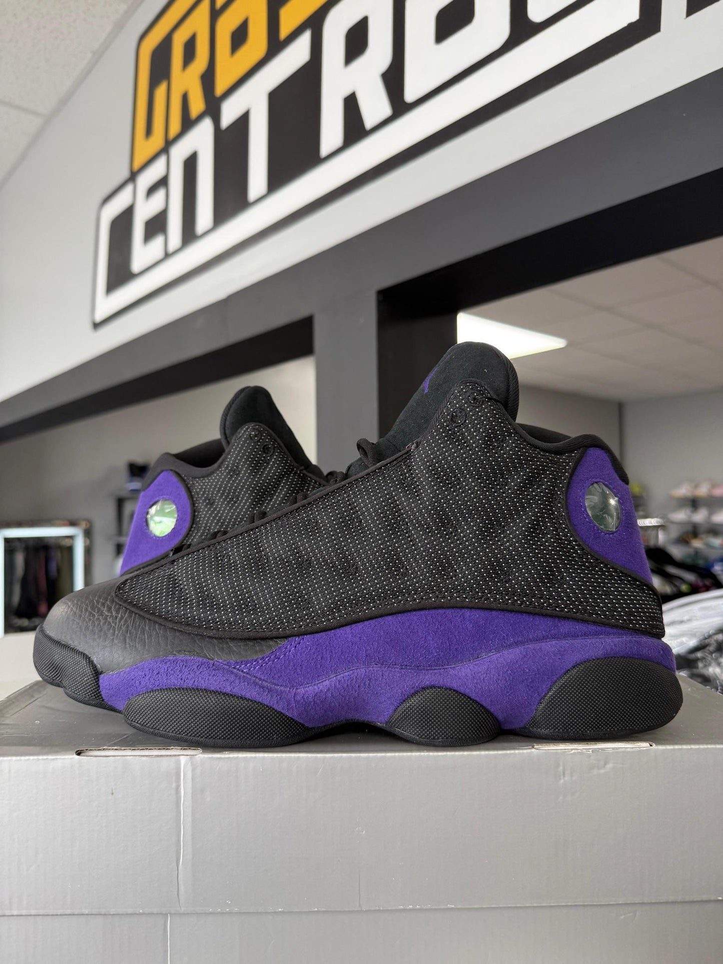 Jordan 13 "Court Purple" Used Size 12