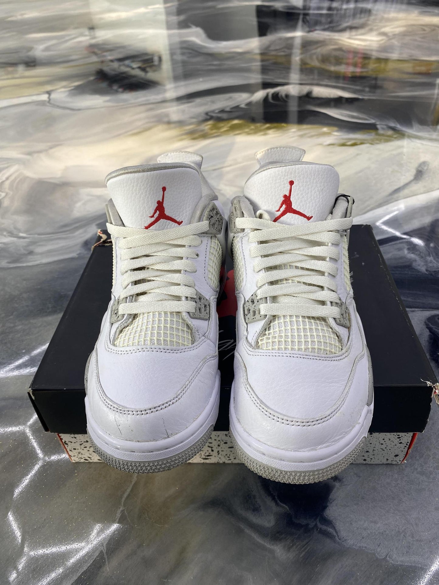 Jordan 4 "White Oreo" Used Size 7Y/8.5W
