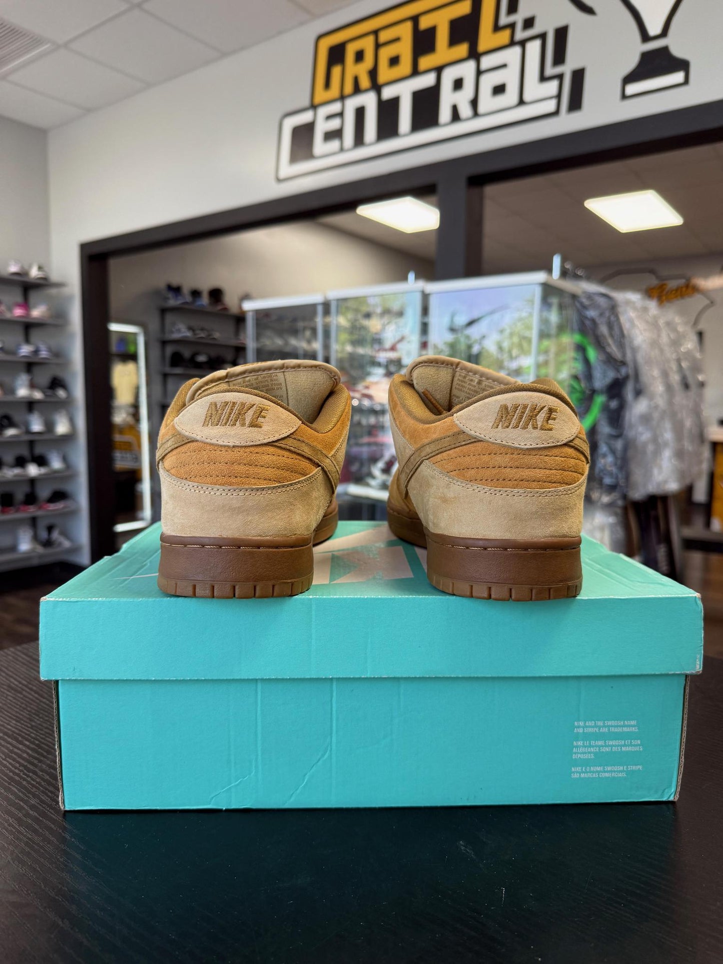 Dunk Low SB "Wheat" (2017) Used Size 12