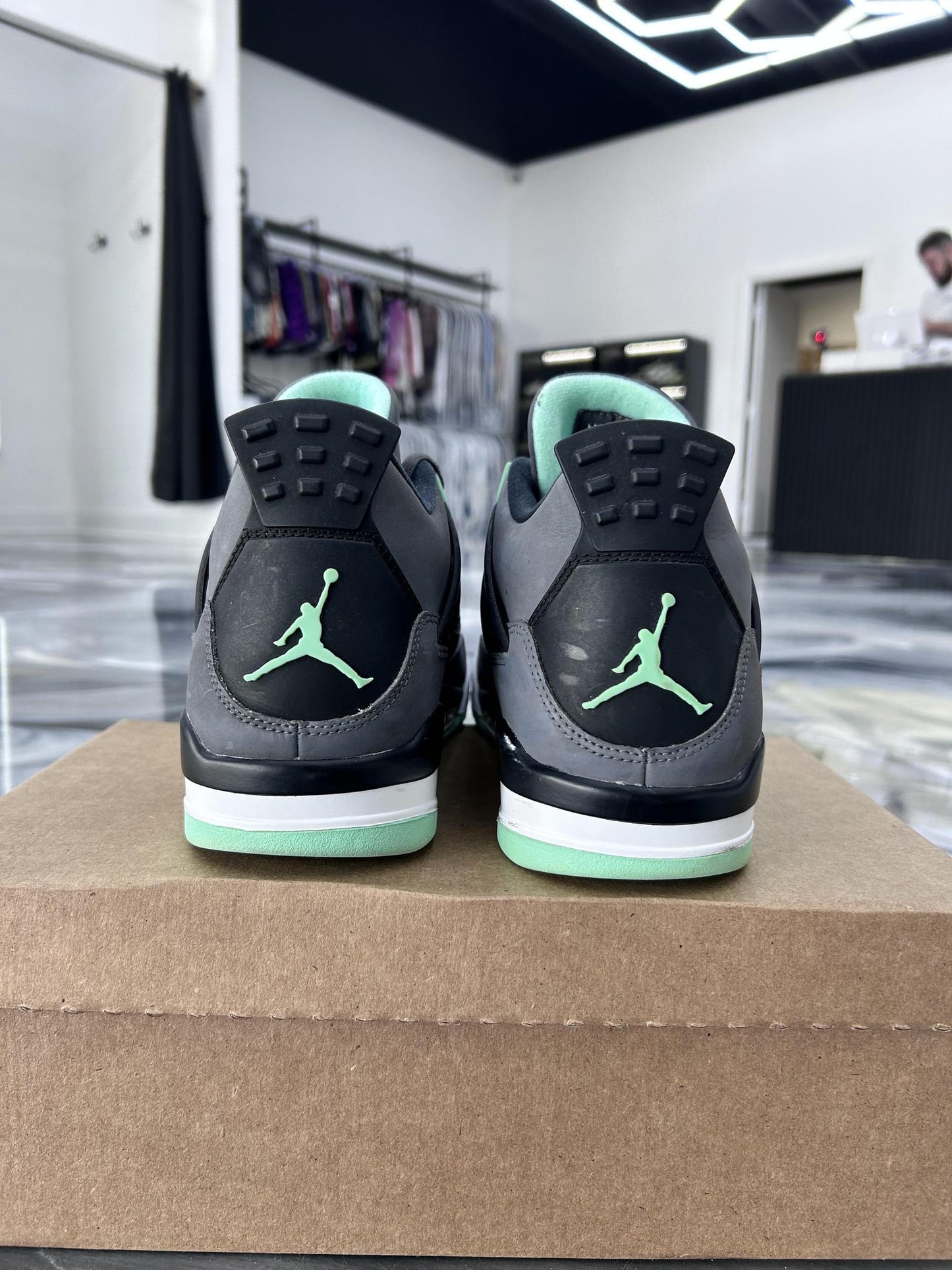 Jordan 4 "Green Glow" Used Size 13
