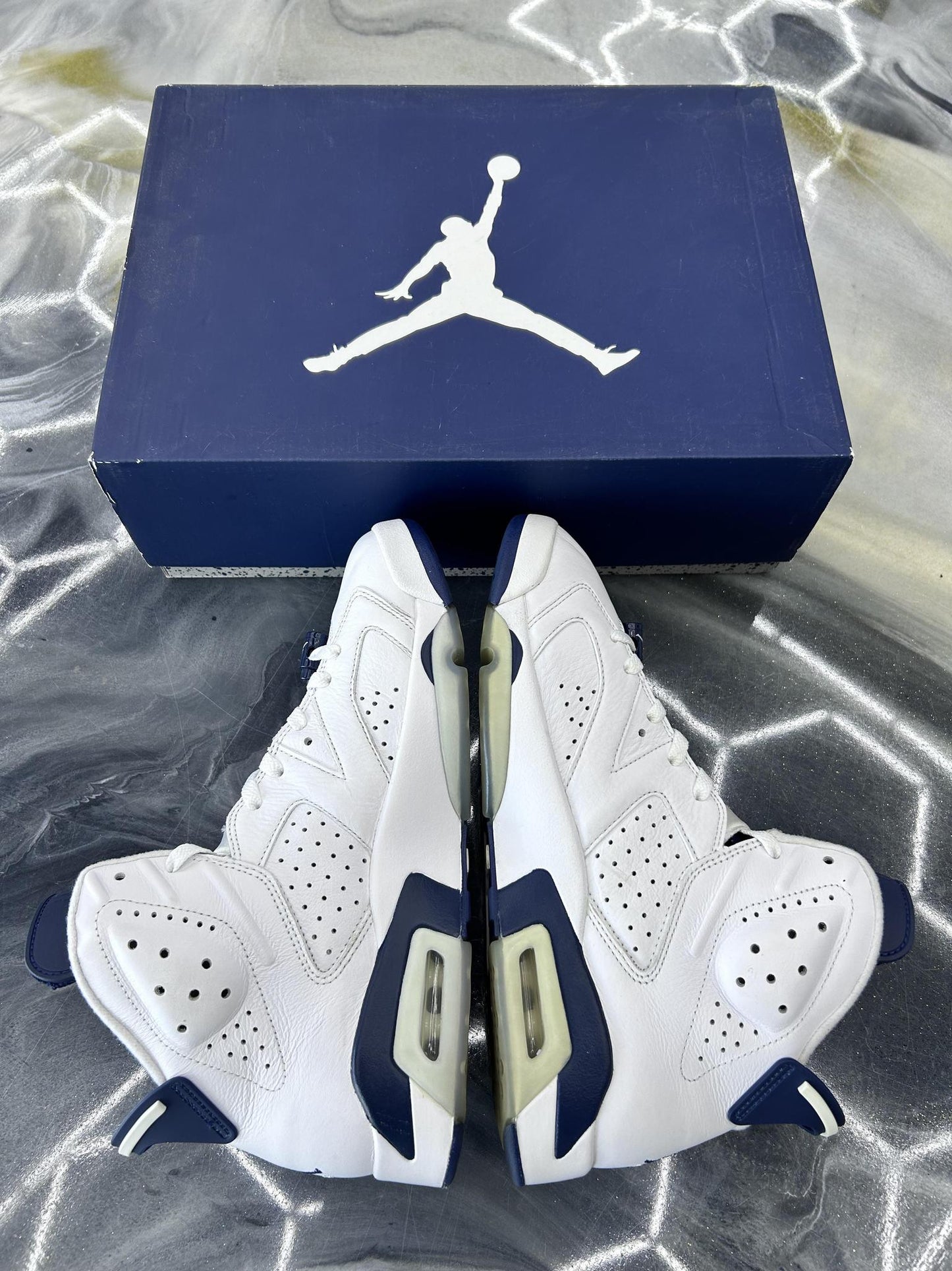 Jordan 6 "Midnight Navy" Used Size 11