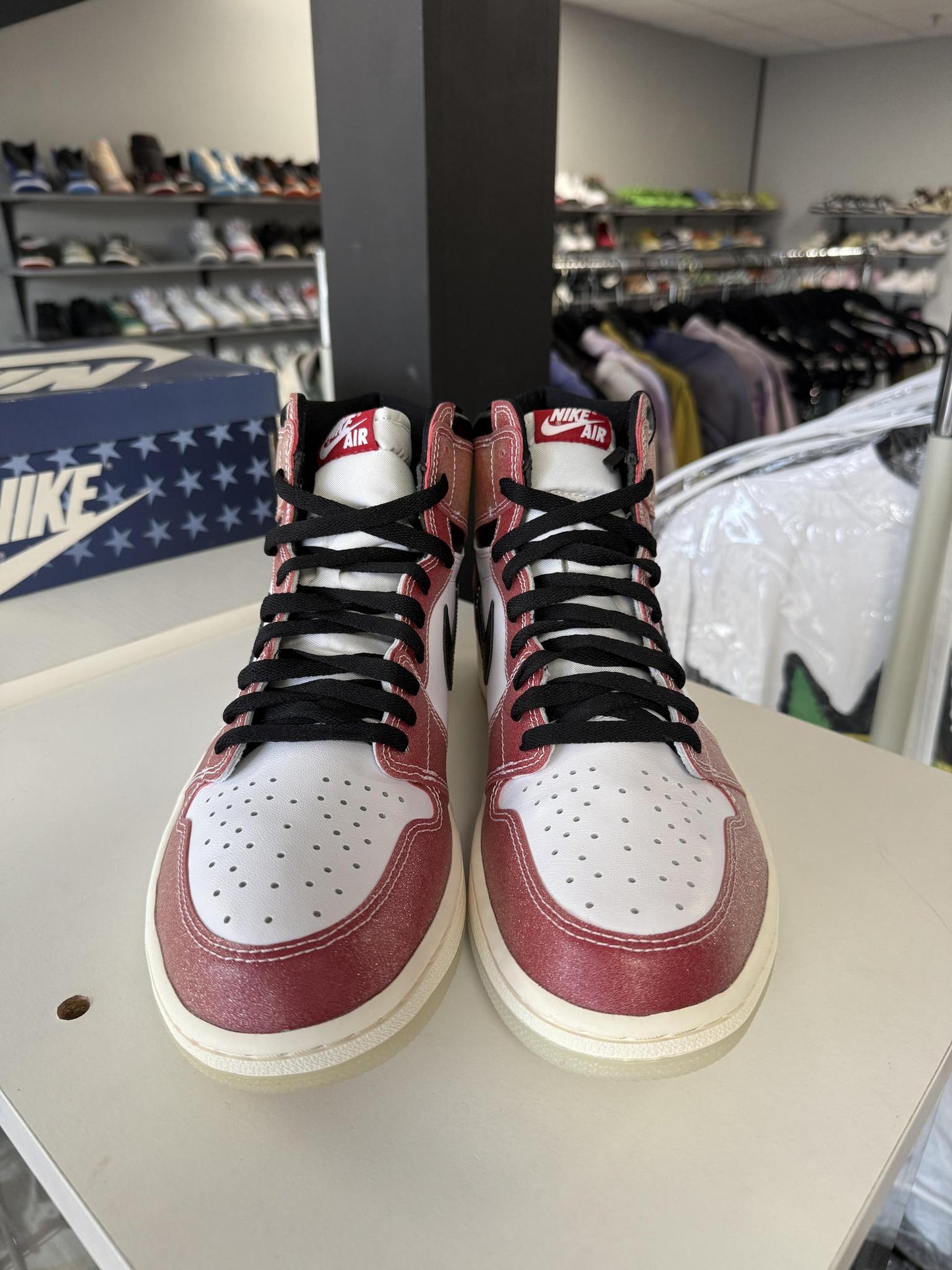 Jordan 1 x Trophy Room "Chicago" Used Size 12