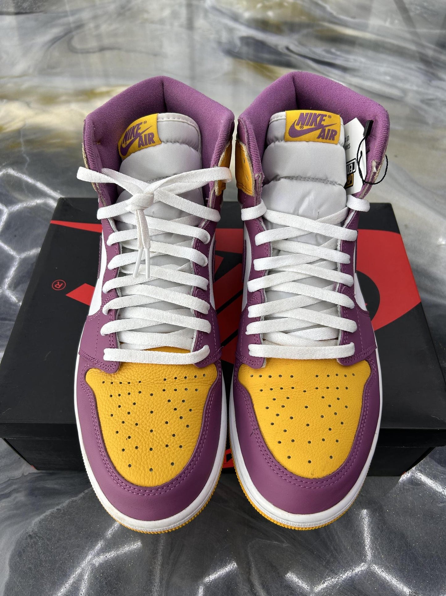 Jordan 1 "Brotherhood" Used Size 13