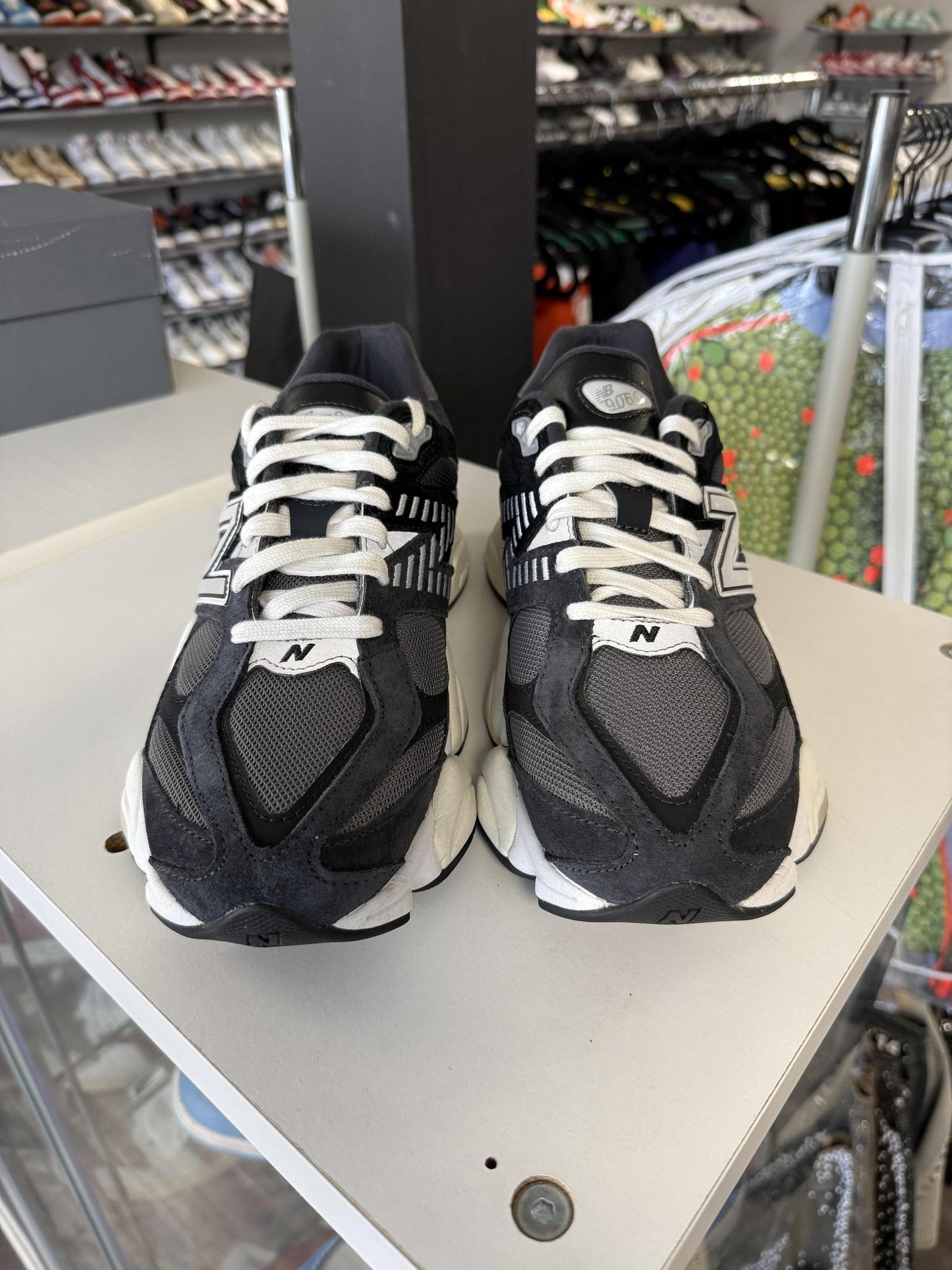 New Balance 9060 "Charcoal" Used Size 9.5