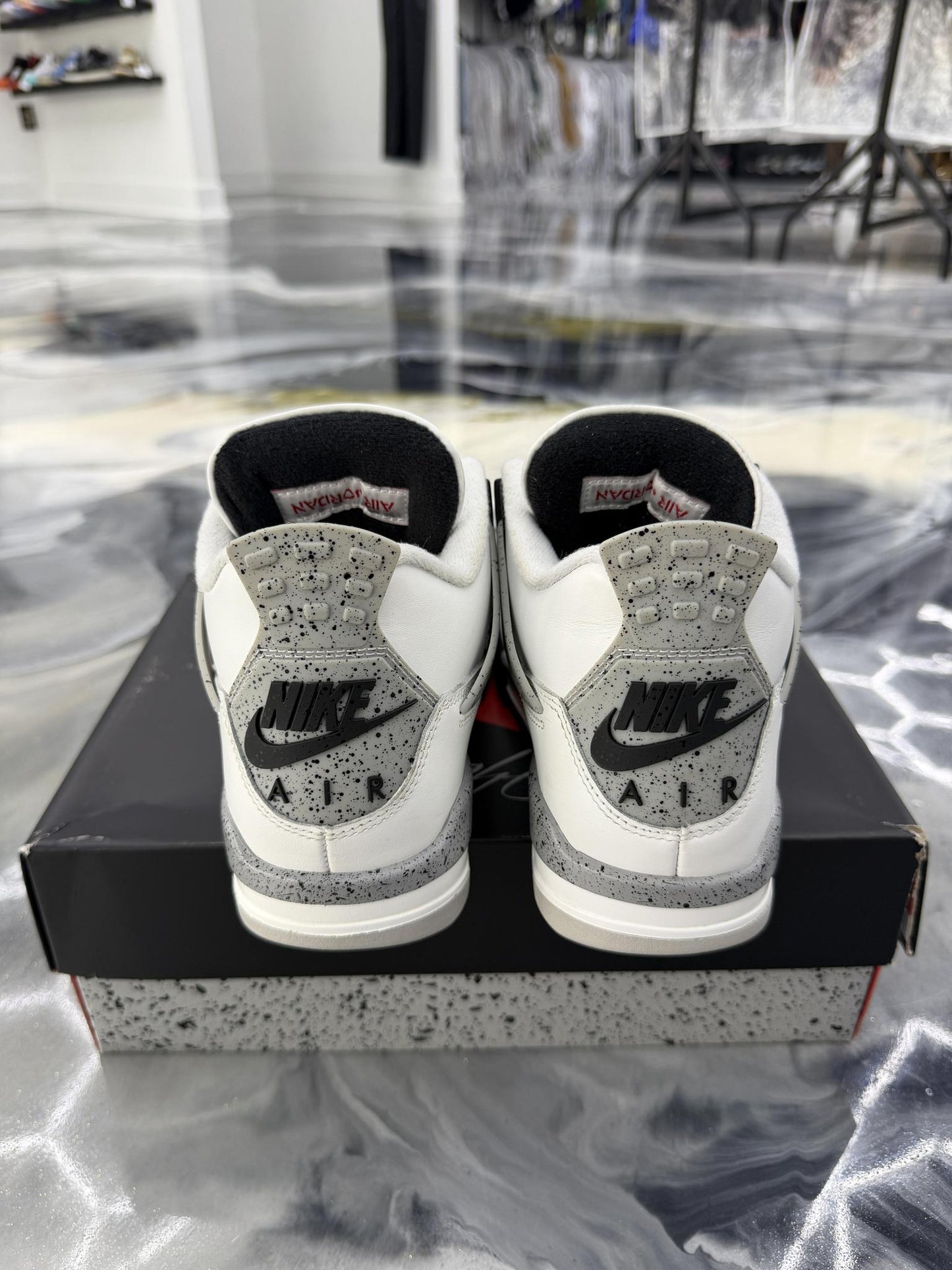 Jordan 4 "White Cement" Used Size 7.5