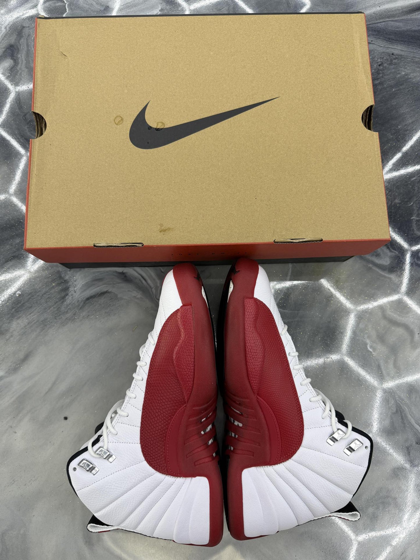 Jordan 12 "Cherry" Used Size 11