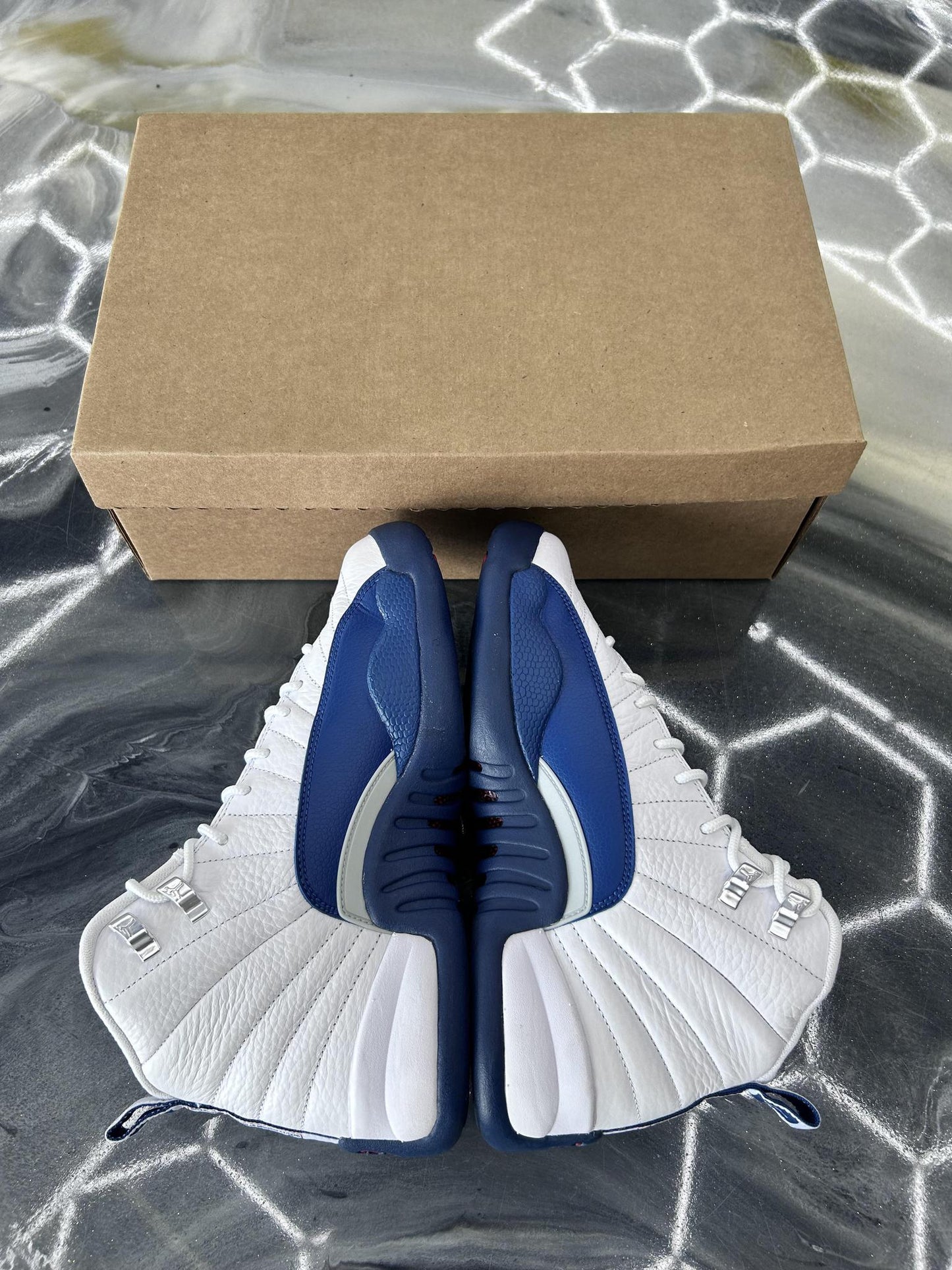 Jordan 12 "French Blue" Used Size 7Y/8.5W
