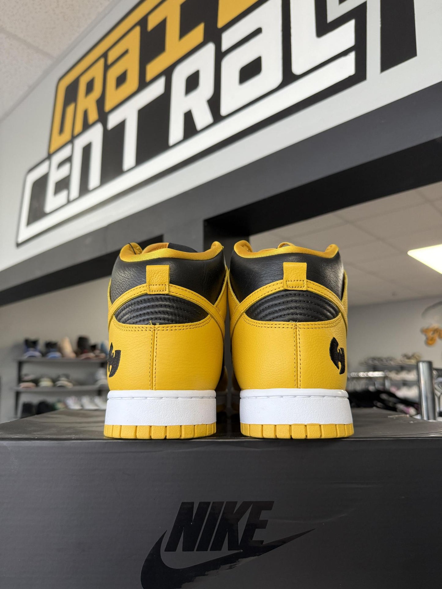 Dunk High "Wu Tang" Used Size 12
