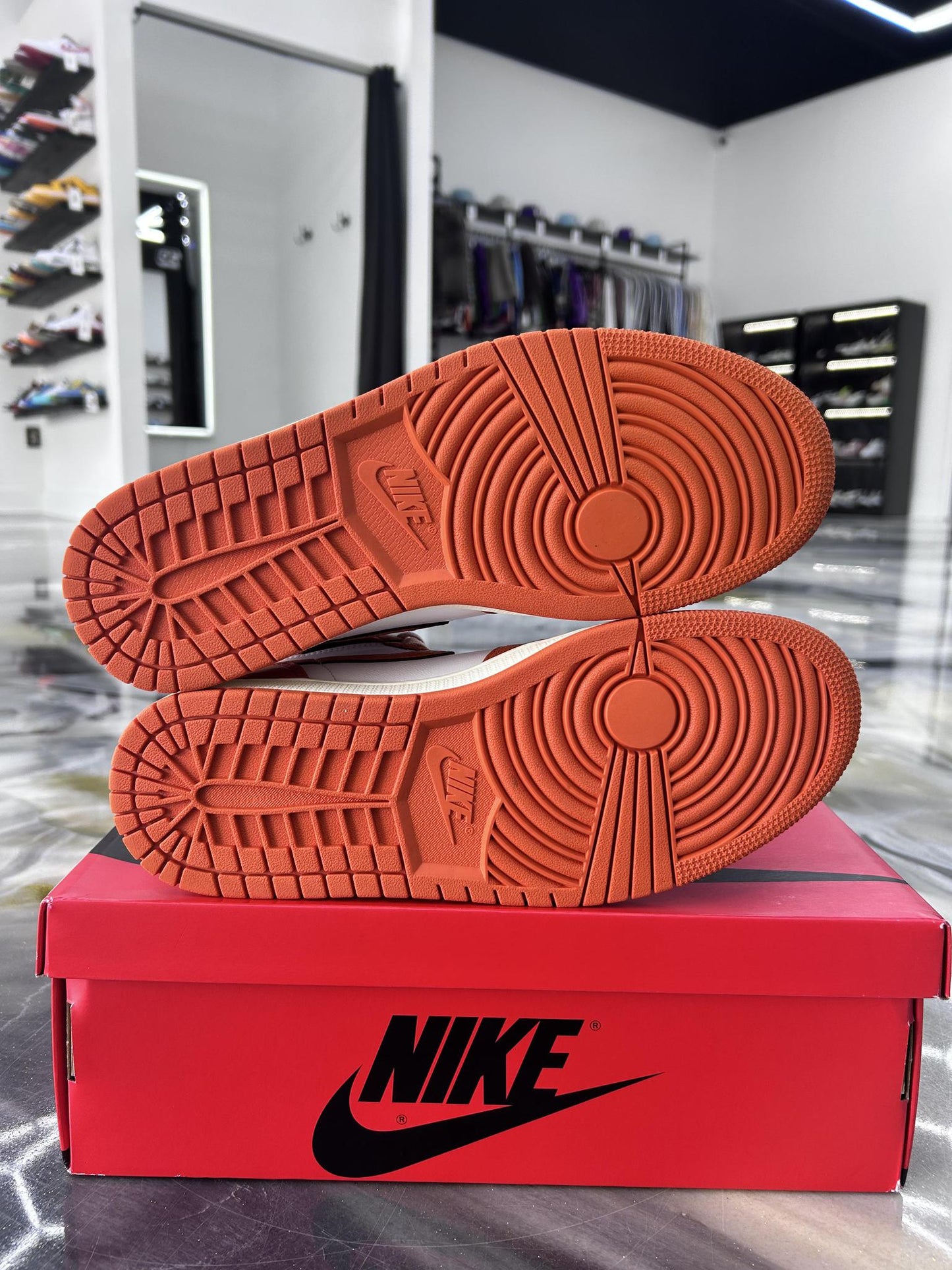 Jordan 1 High "Starfish" Used Size 10