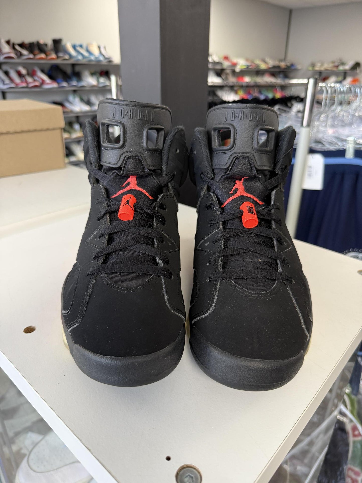 Jordan 6 "Infrared" Used Size 9