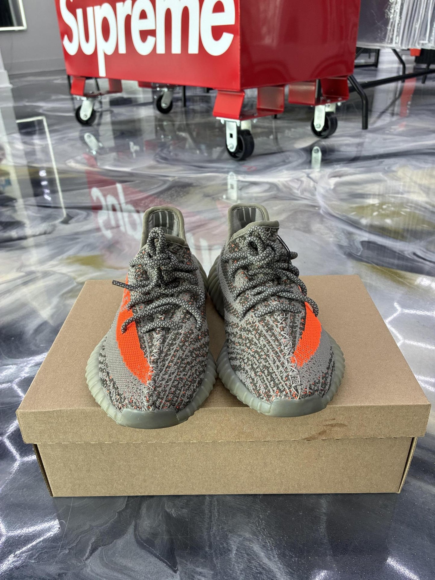 Yeezy 350 V2 Beluga Used Size 5.5Y/7W