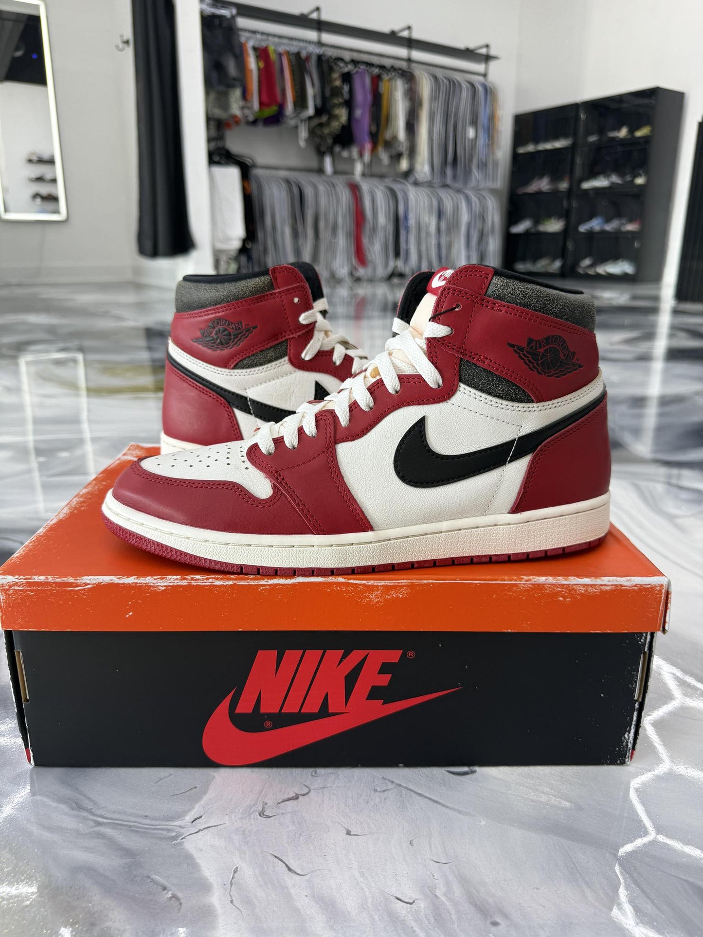 Jordan 1 Reimagined "Lost & Found/Chicago" Used Size 11.5