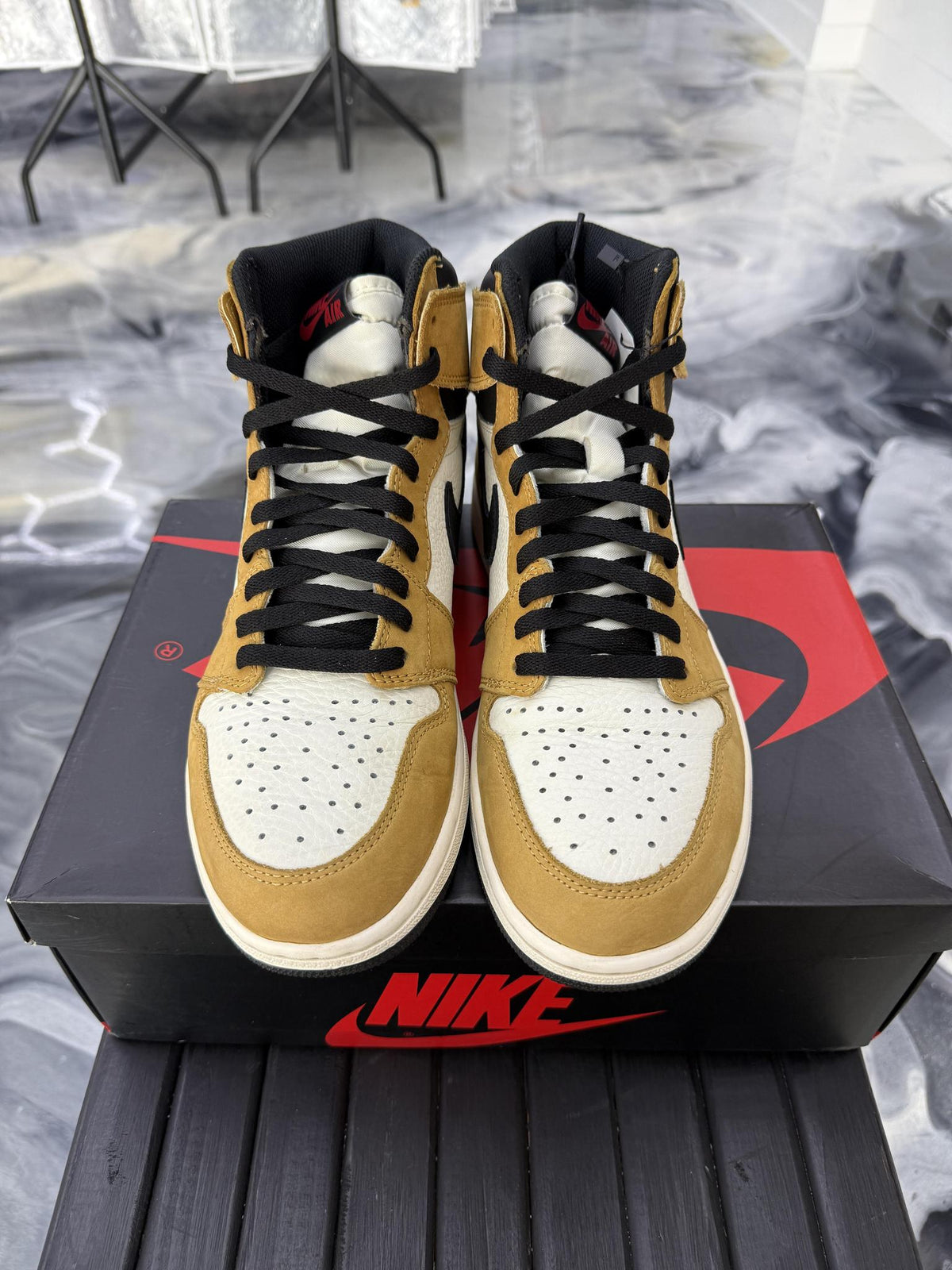Jordan 1 "Rookie Of The Year" Used Size 11