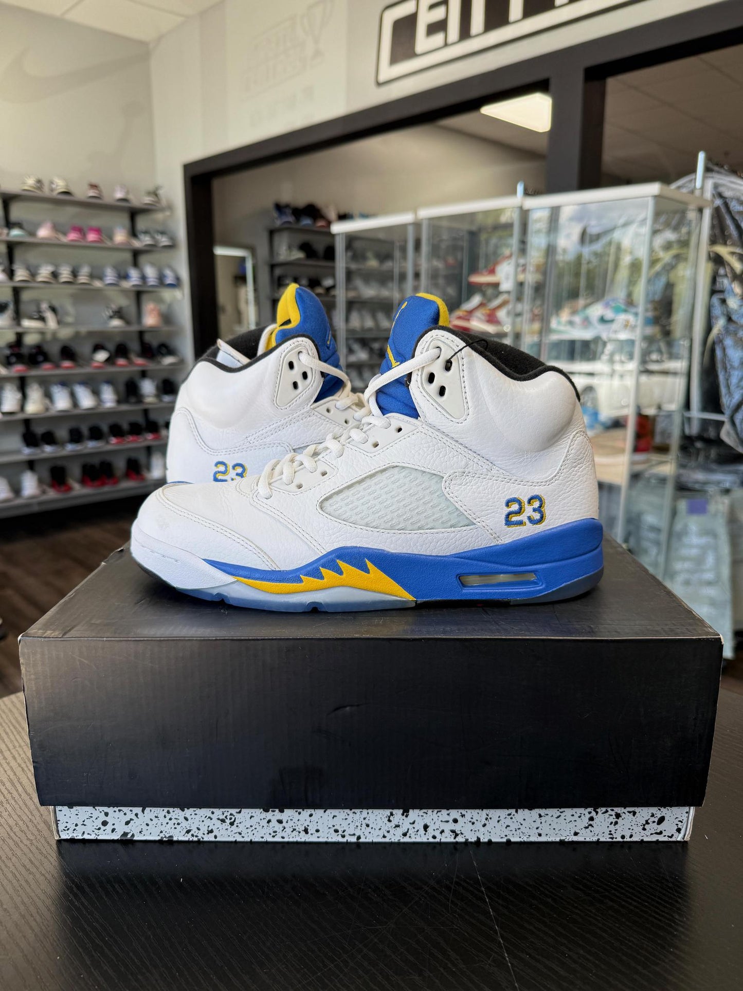 Jordan 5 "Laney White" Used Size 8