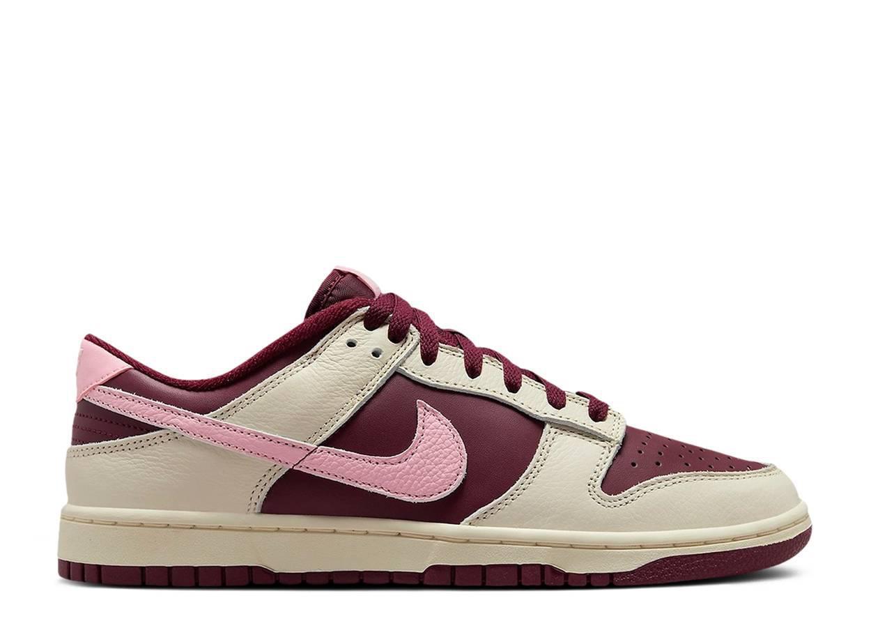 Nike Dunk Low "Valentine's Day 2023"
