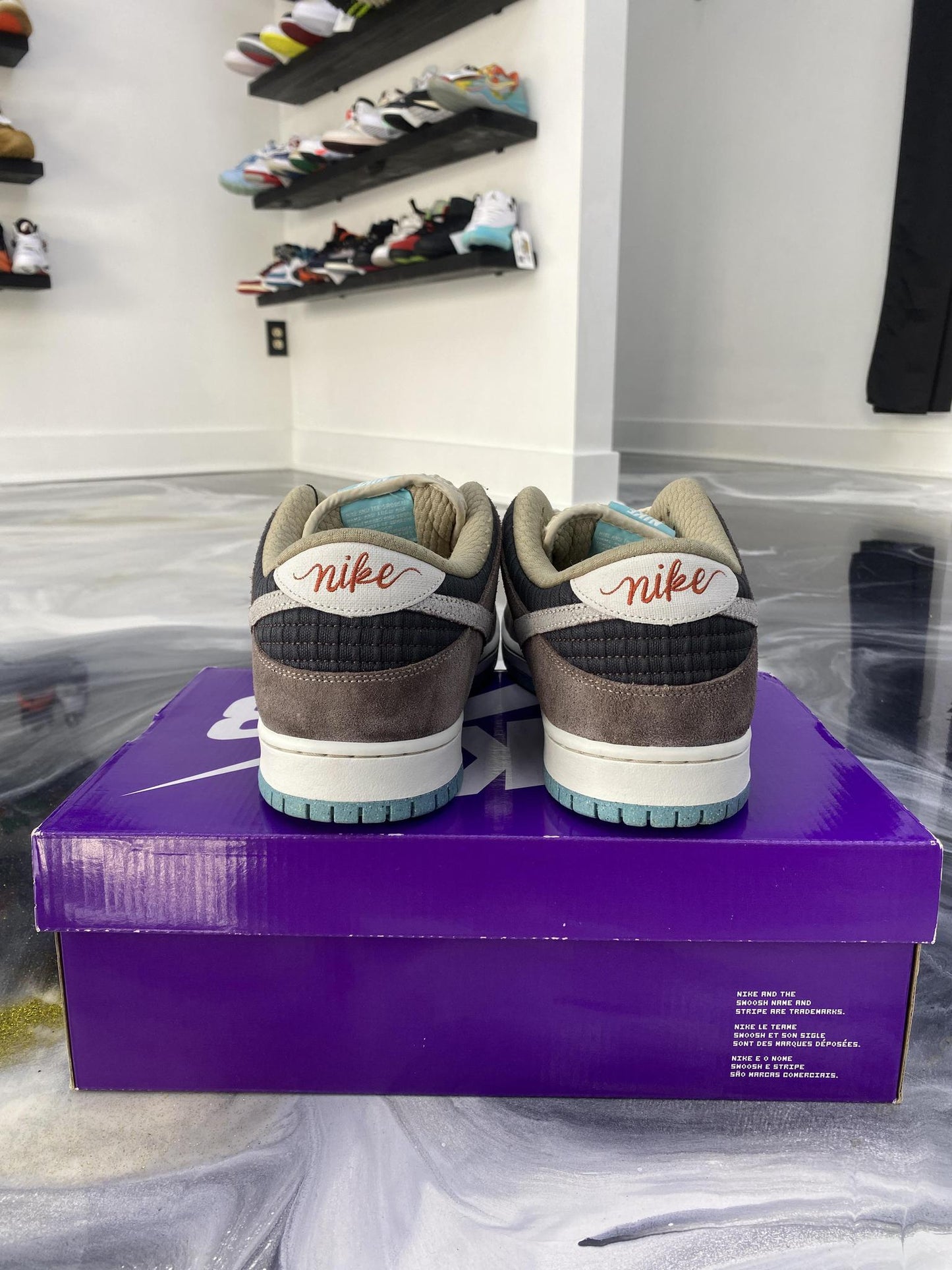 SB Dunk Low "Big Money Savings" Used Size 15