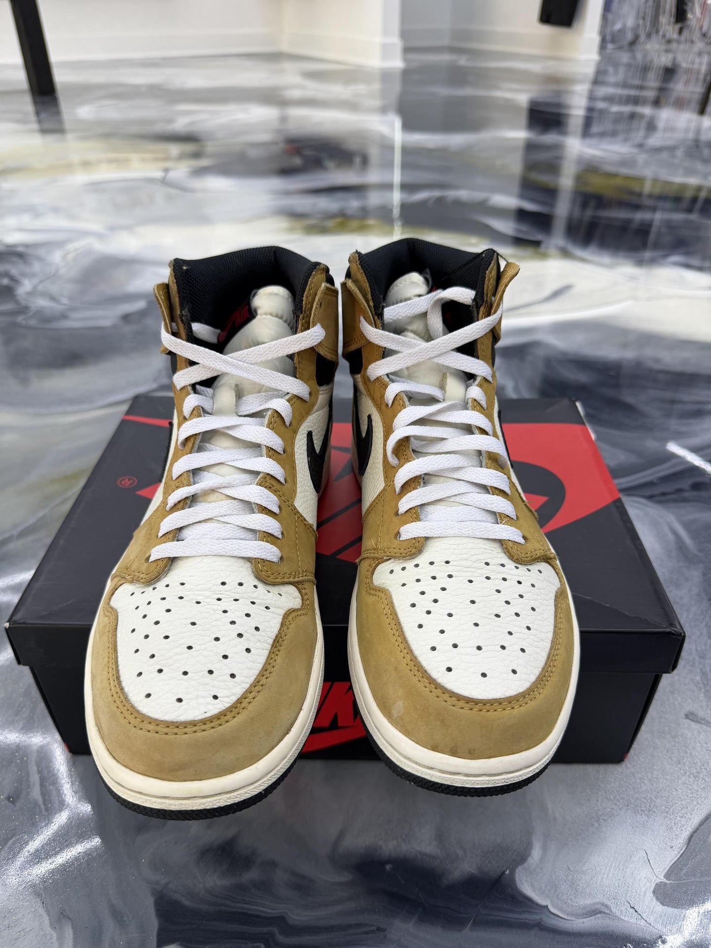 Jordan 1 "Rookie Of The Year" Used Size 11