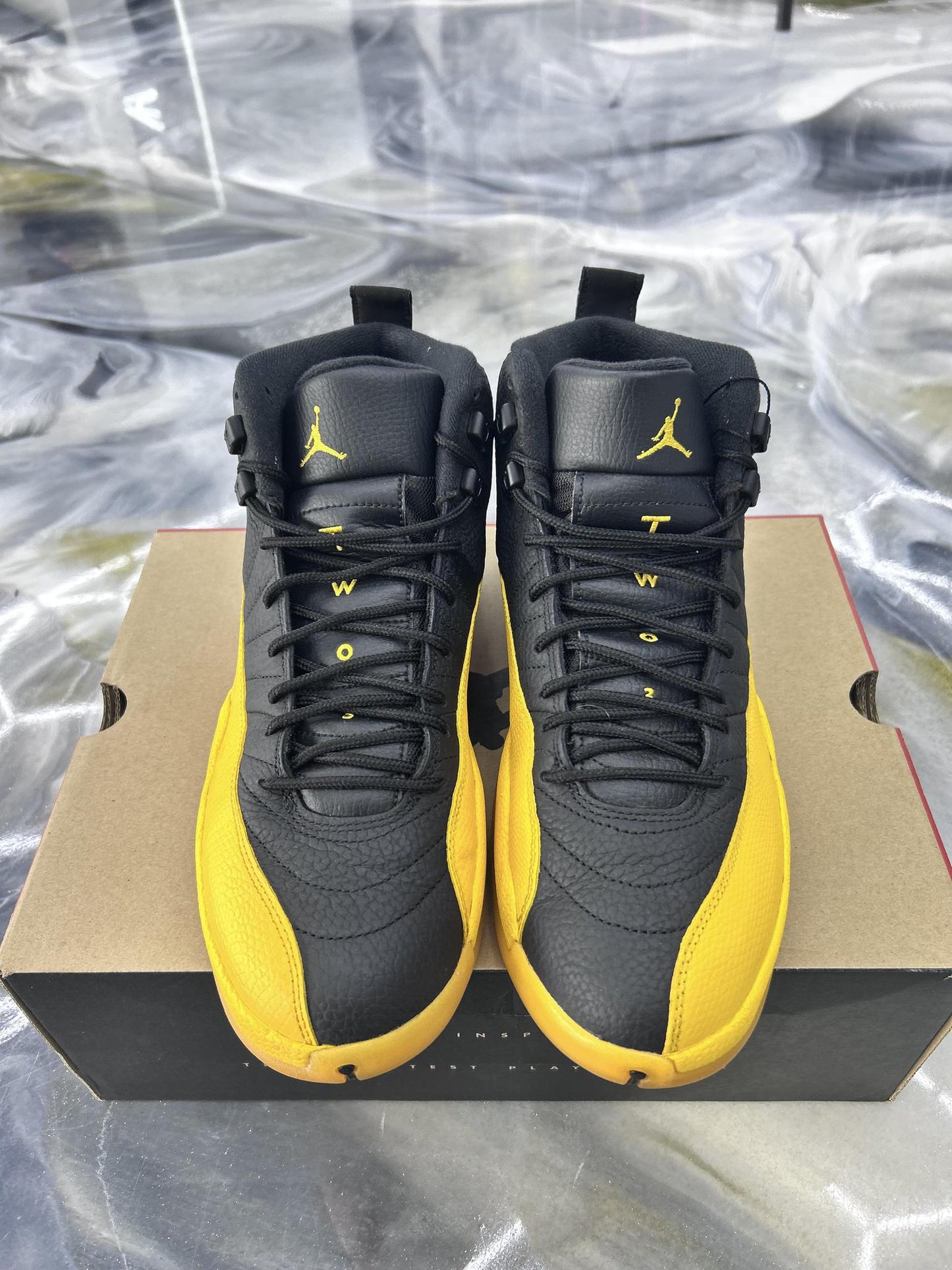 Jordan 12 University Gold Used Size 10