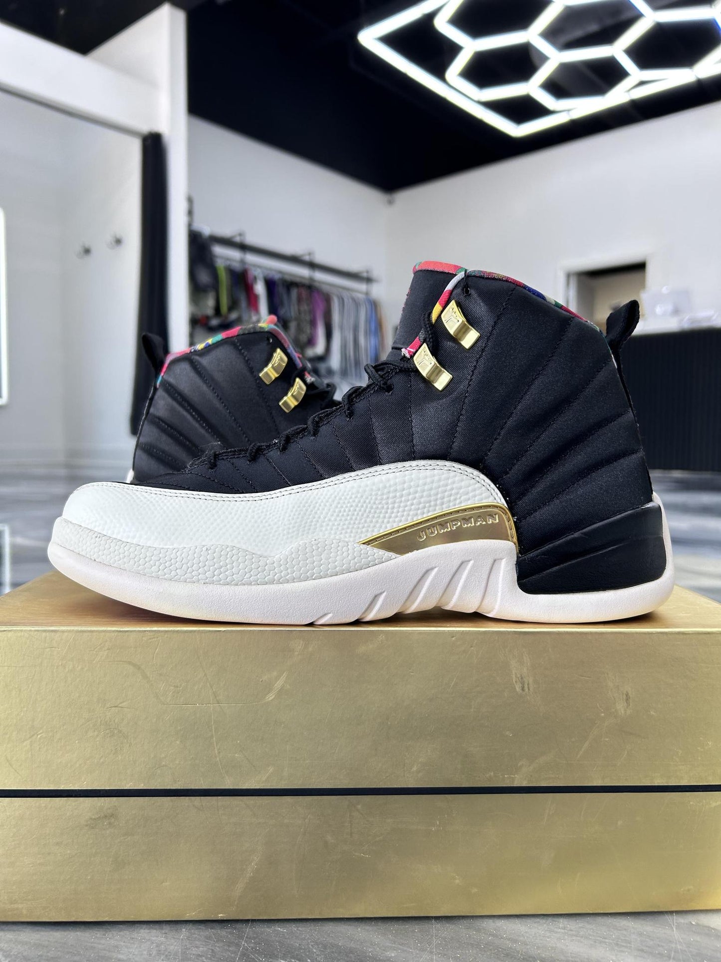 Jordan 12 "CNY" Used Size 10