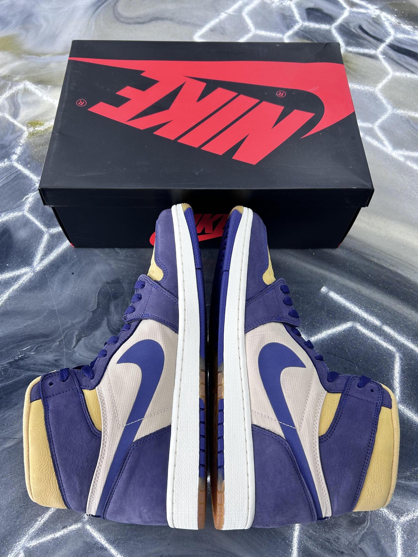 Jordan 1 High "Gore-Tex Purple" Used Size 13