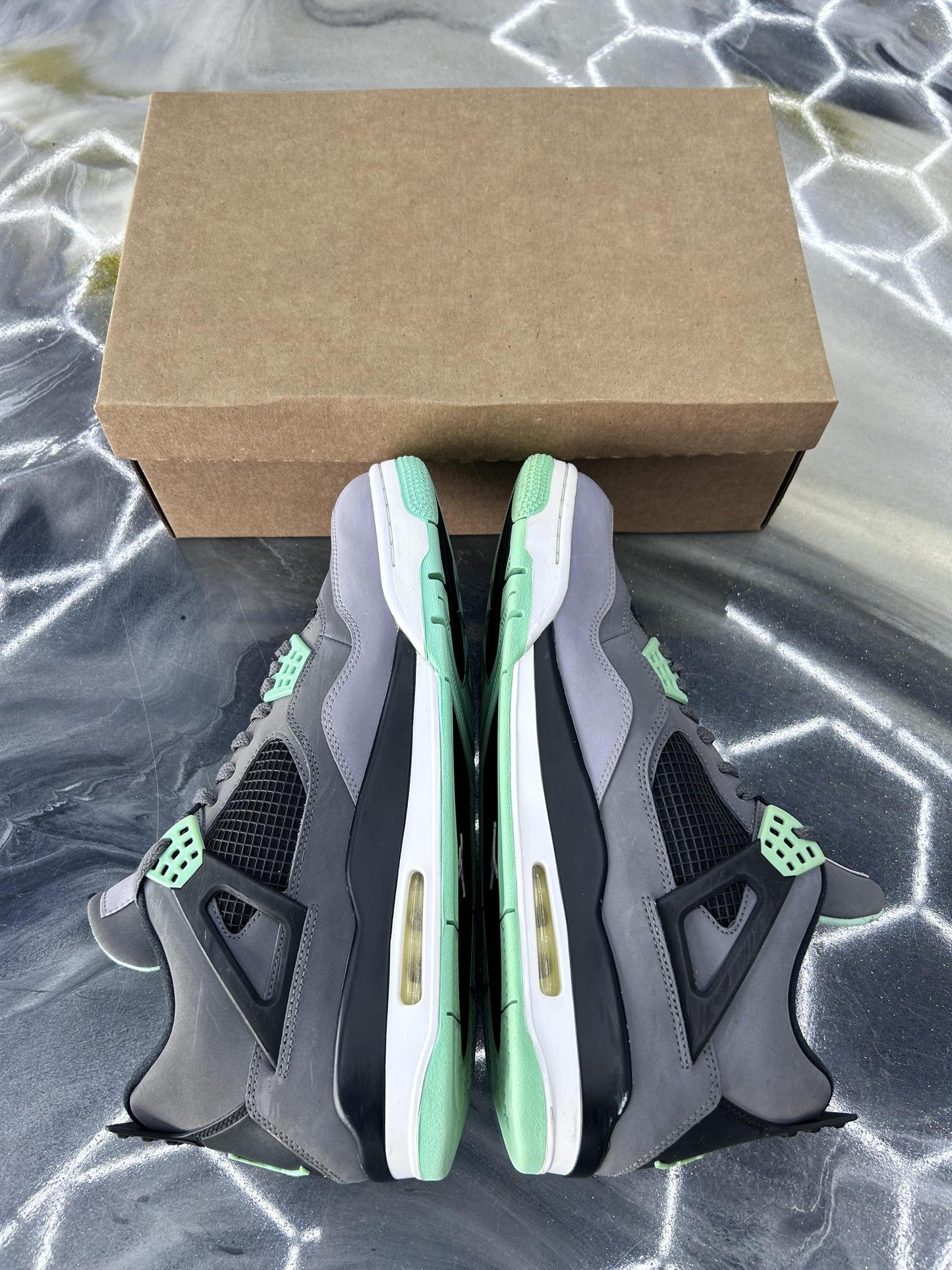 Jordan 4 "Green Glow" Used Size 13