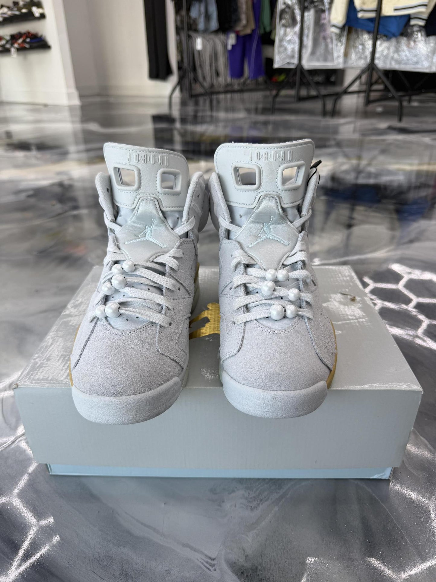 Jordan 6 "Pure Platinum Glacier Blue" Size 6.5/8W
