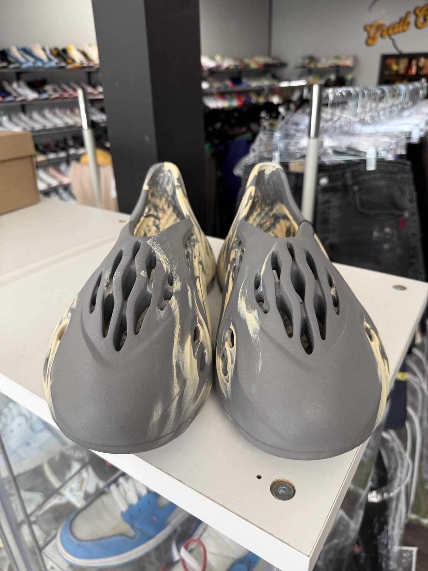 Yeezy Foam RNR MXT "Moon Grey" Used Size 15