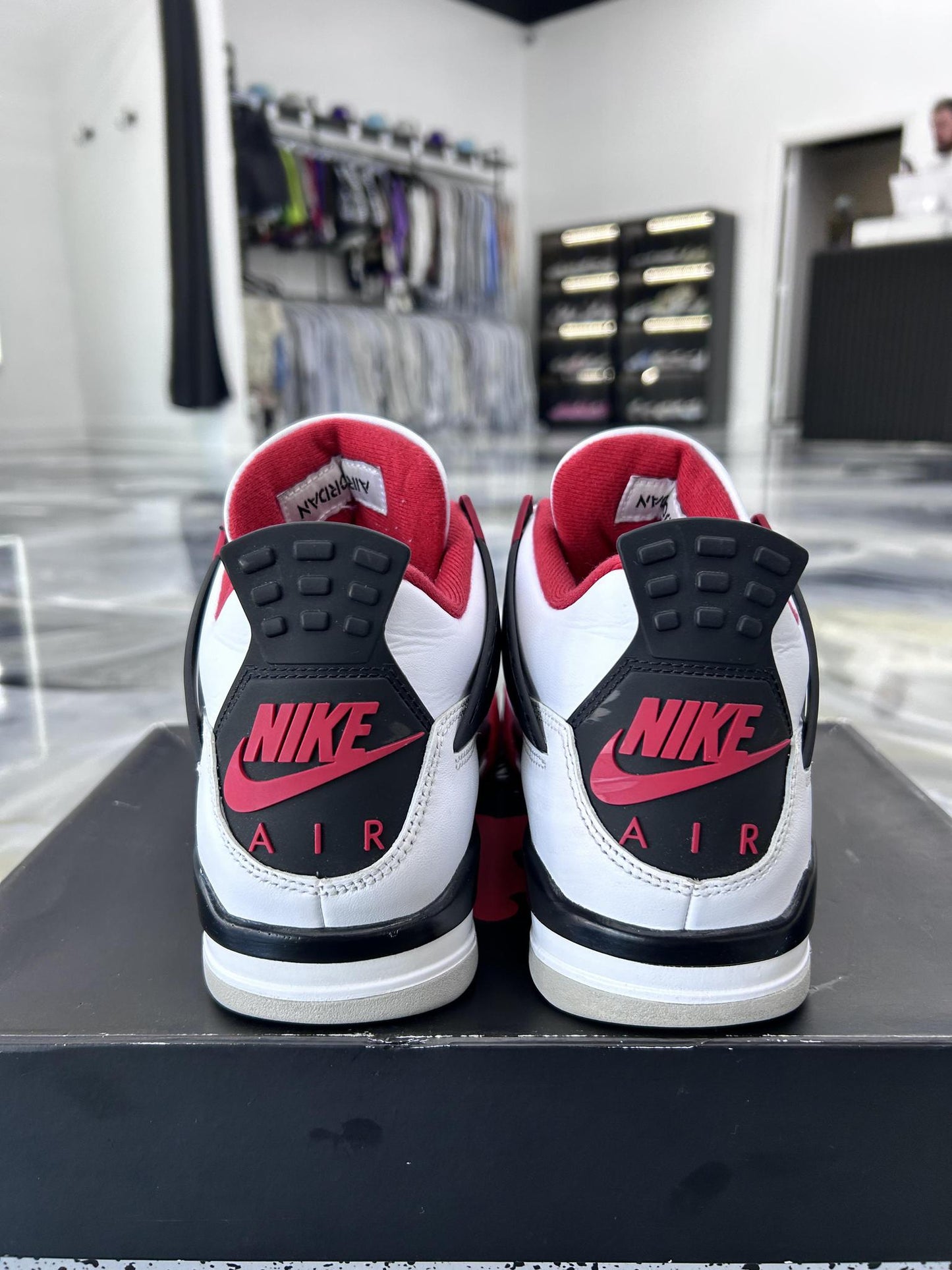 Jordan 4 "Fire Red" Used Size 8