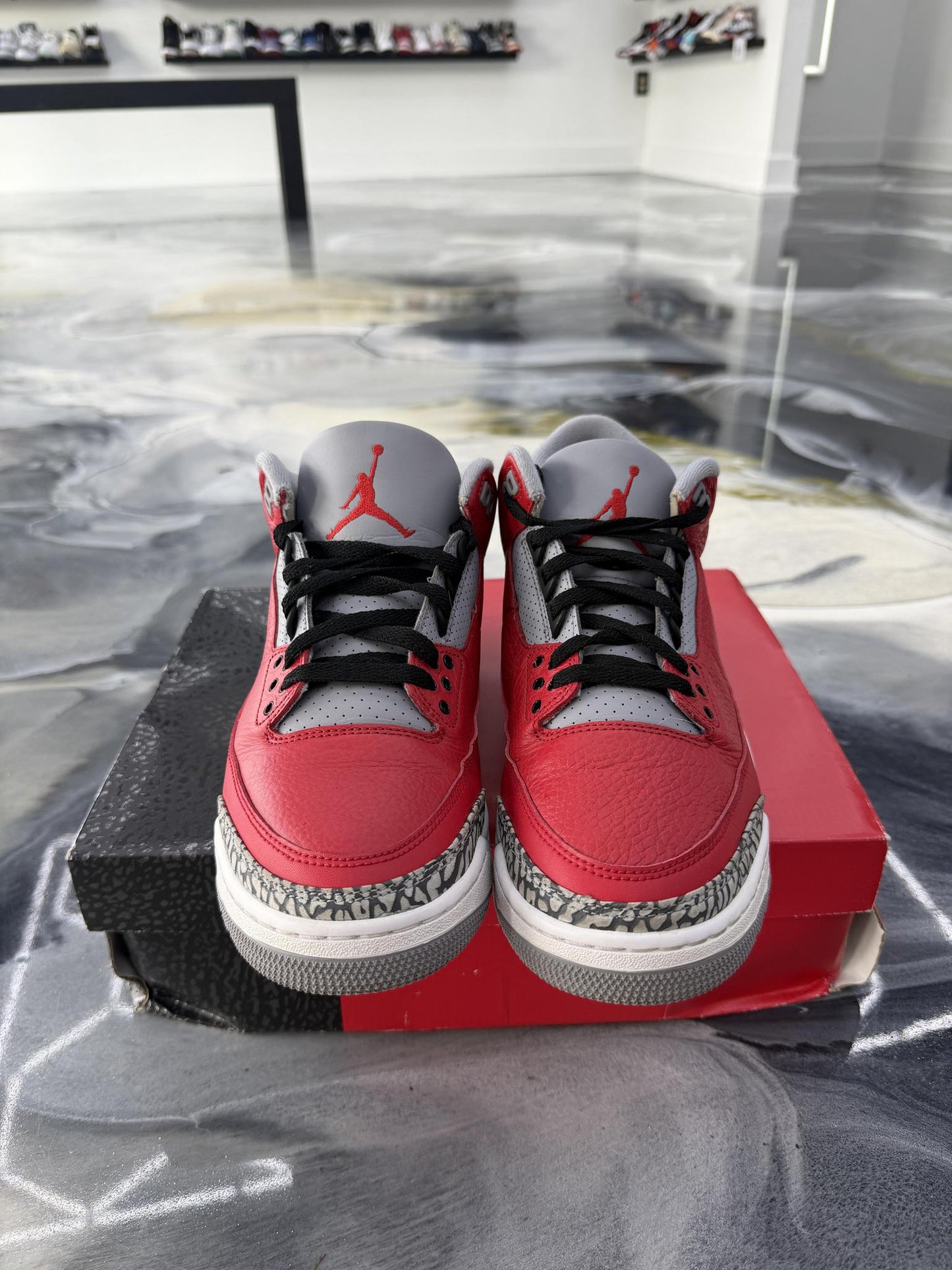 Jordan 3 "Unite" Used Size 9.5