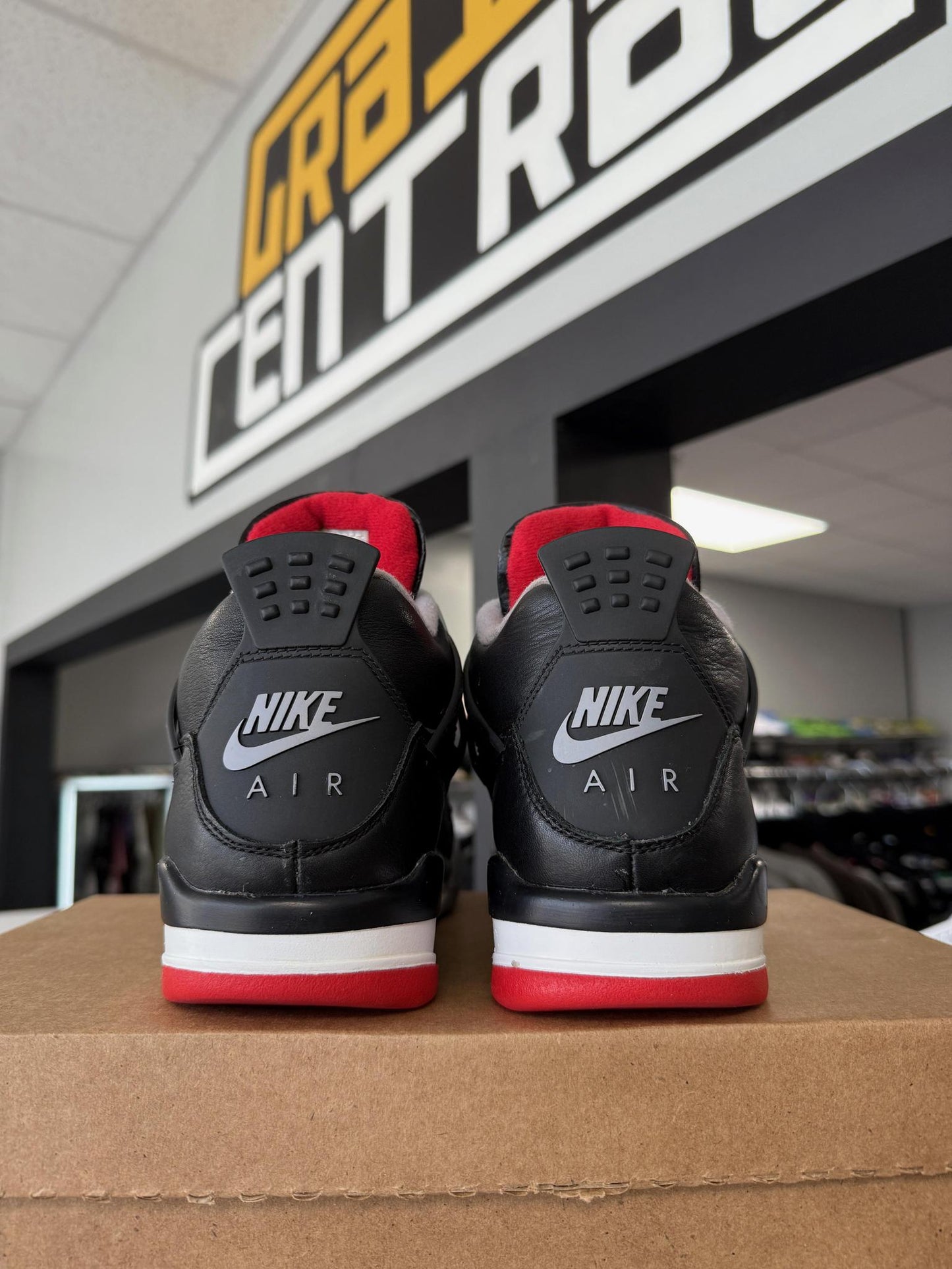 Jordan 4 "Bred Reimagined" Used Size 7Y/8.5W
