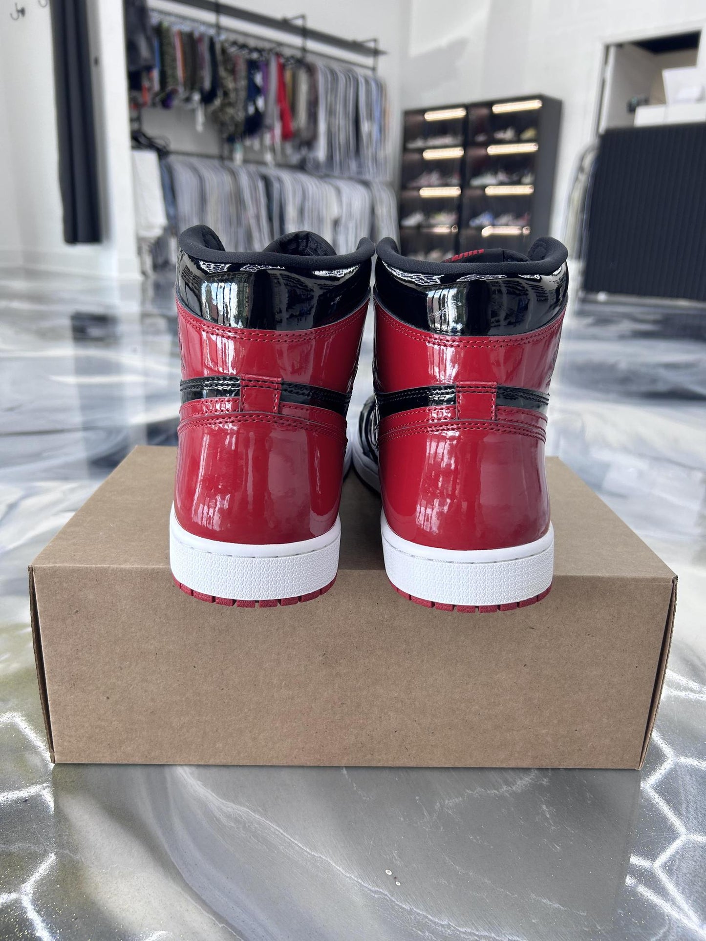 Jordan 1 "Patent Bred" Used Size 14