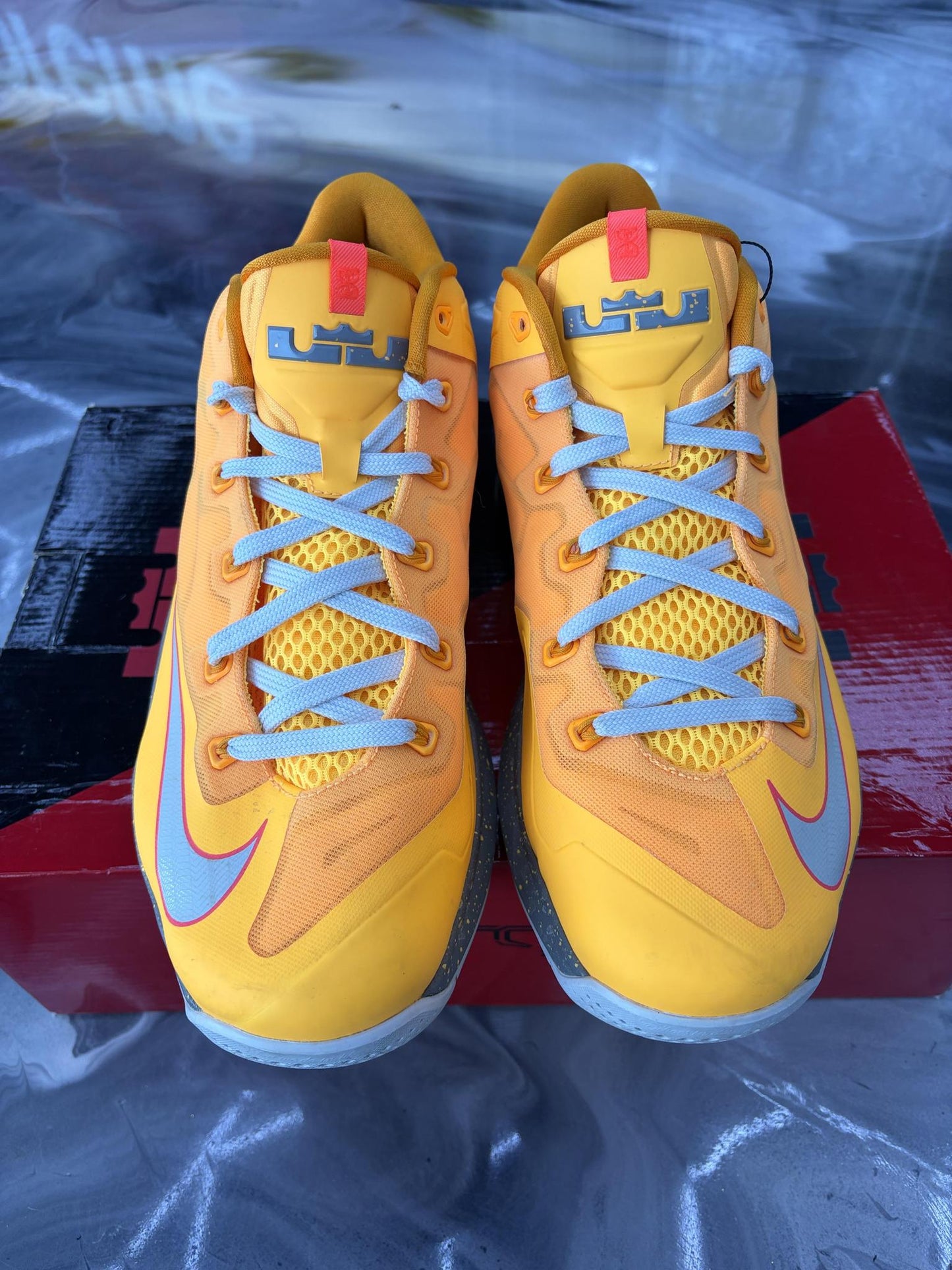 Nike Lebron 11 Low "Floridian" Used Size 11