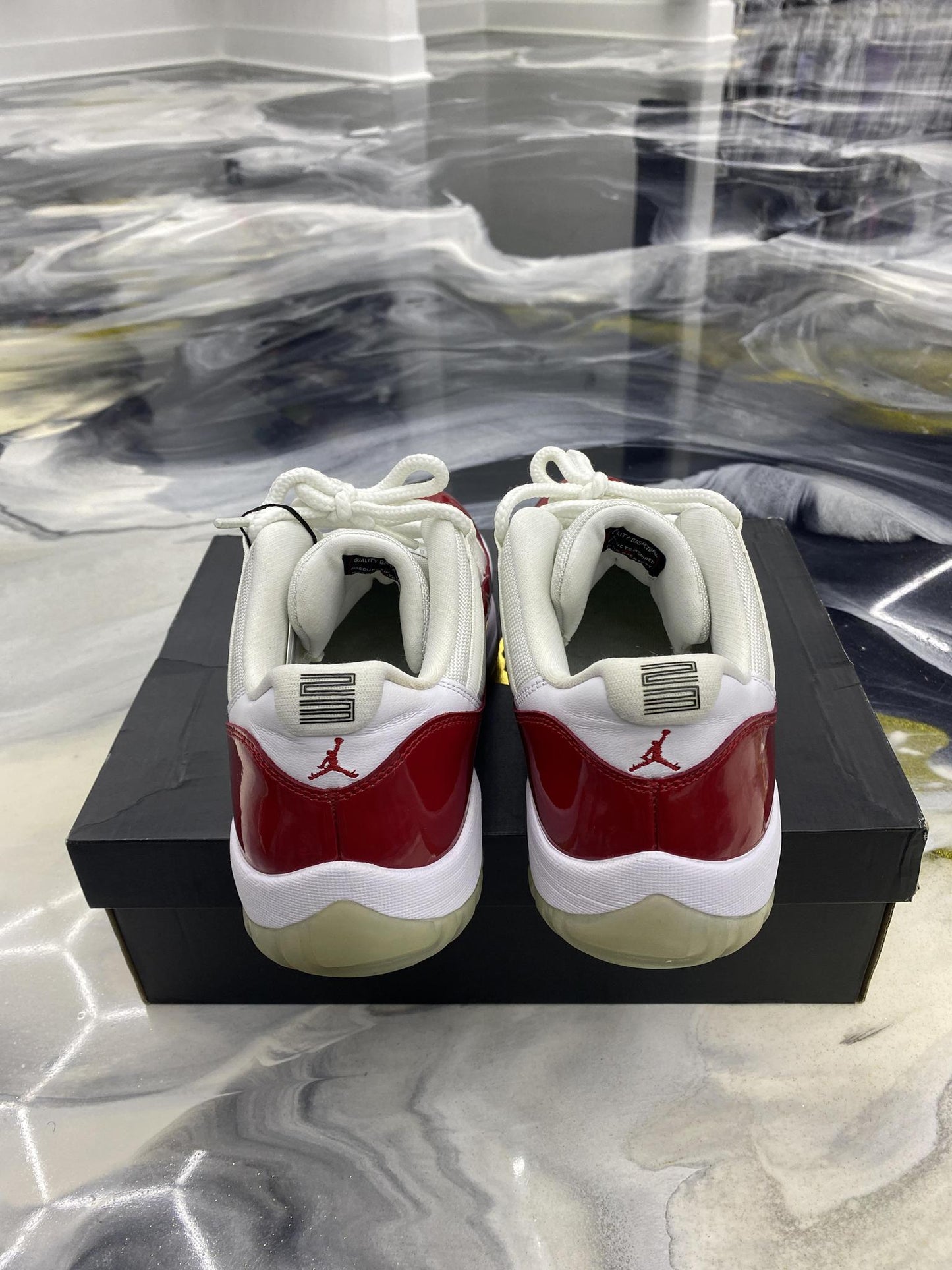 Jordan 11 Low "Cherry" Used Size 12