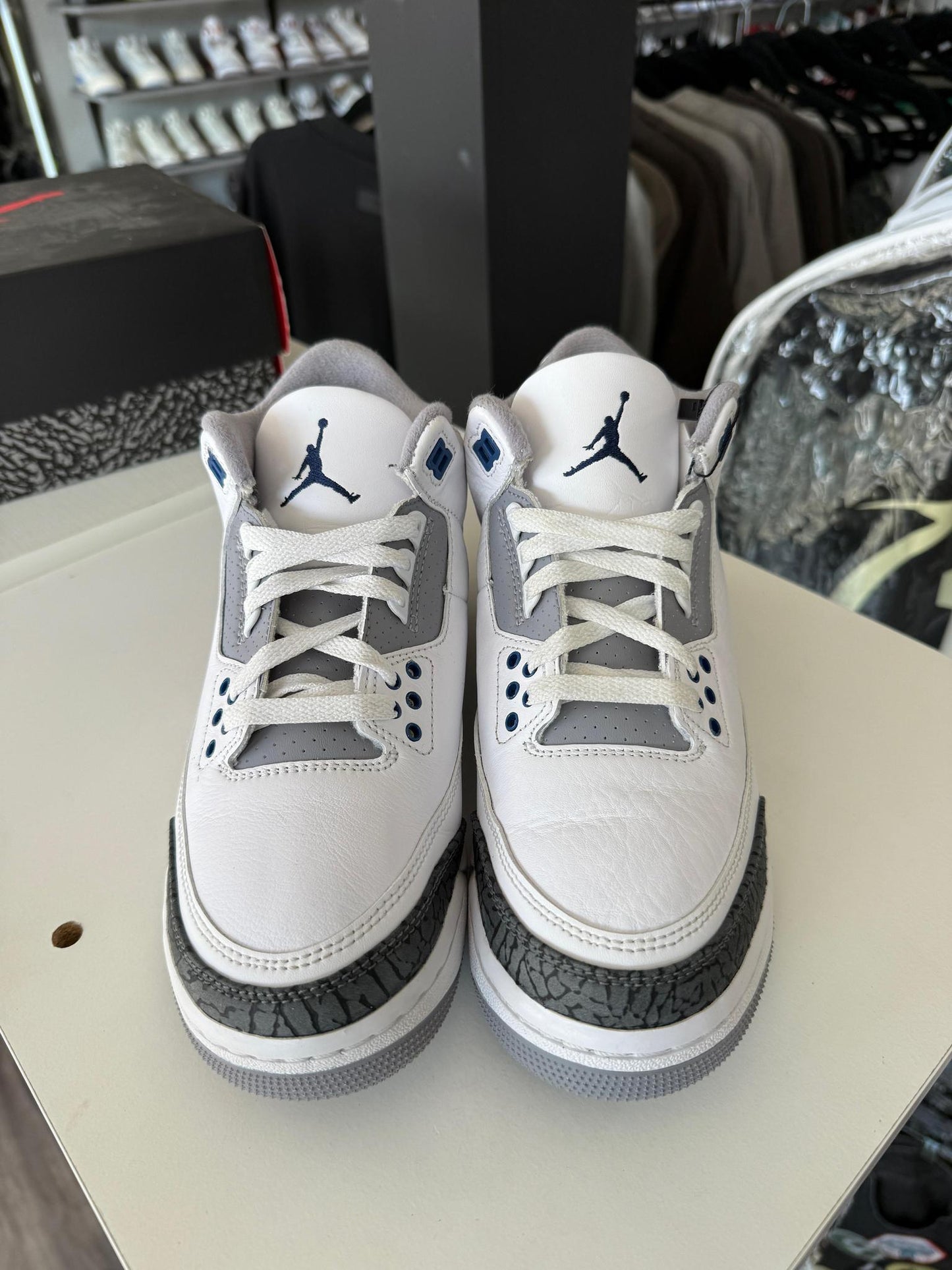 Jordan 3 "Midnight Navy" Used Size 7Y/8.5W