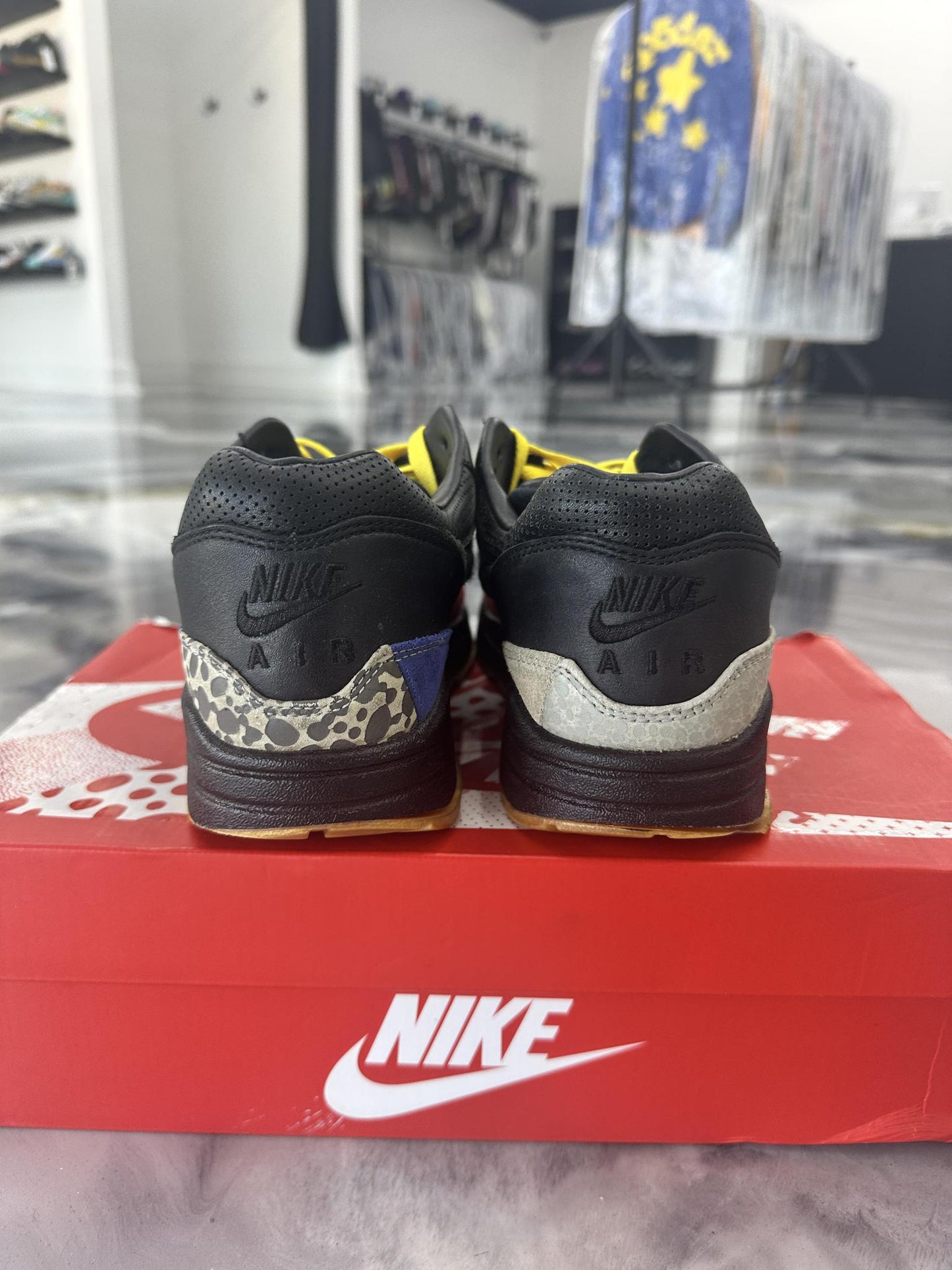 Nike Air Max 1 "Master" Used Size 8