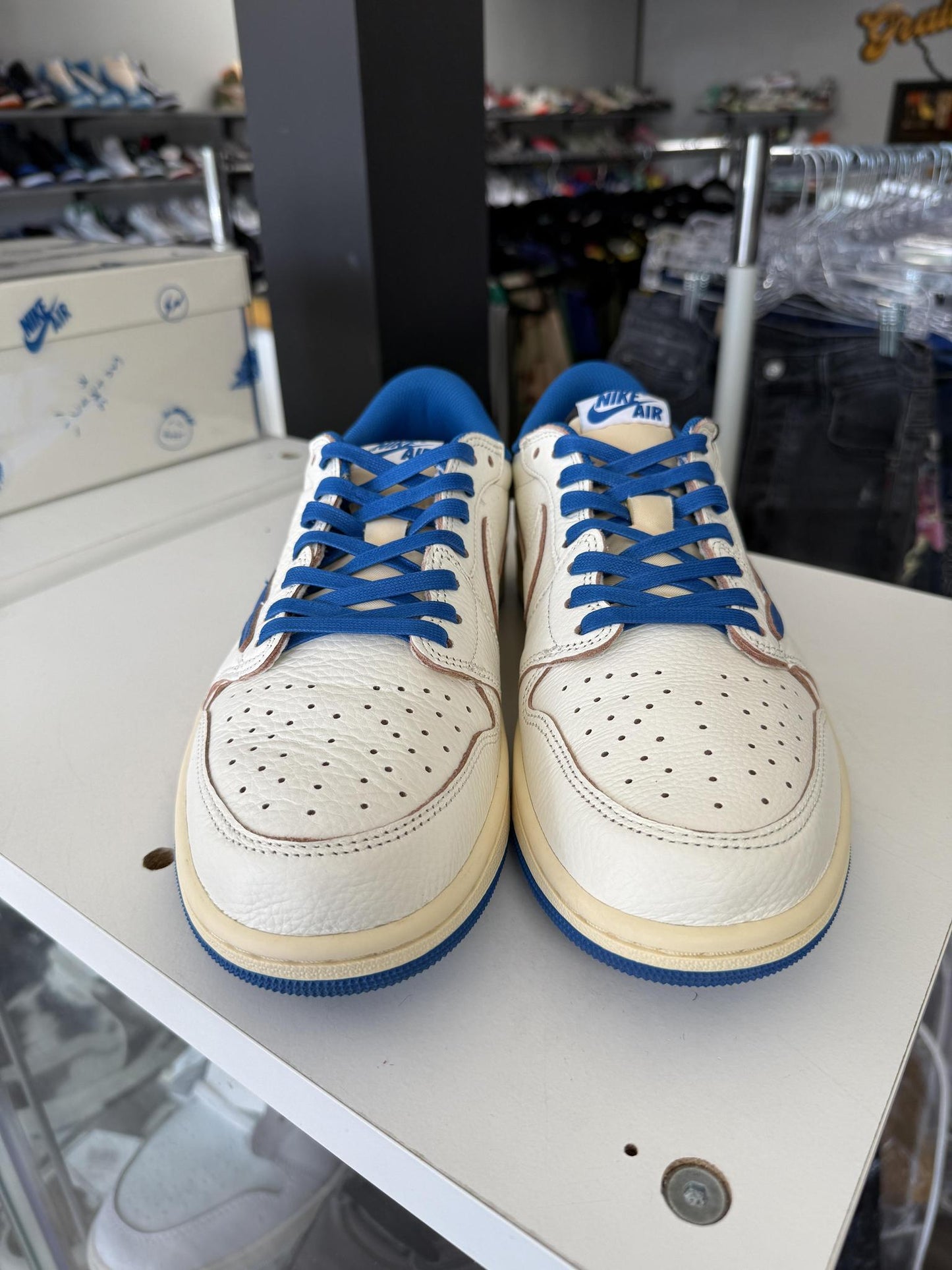 Jordan 1 Low Travis Scott "Fragment Sail" Used Size 11
