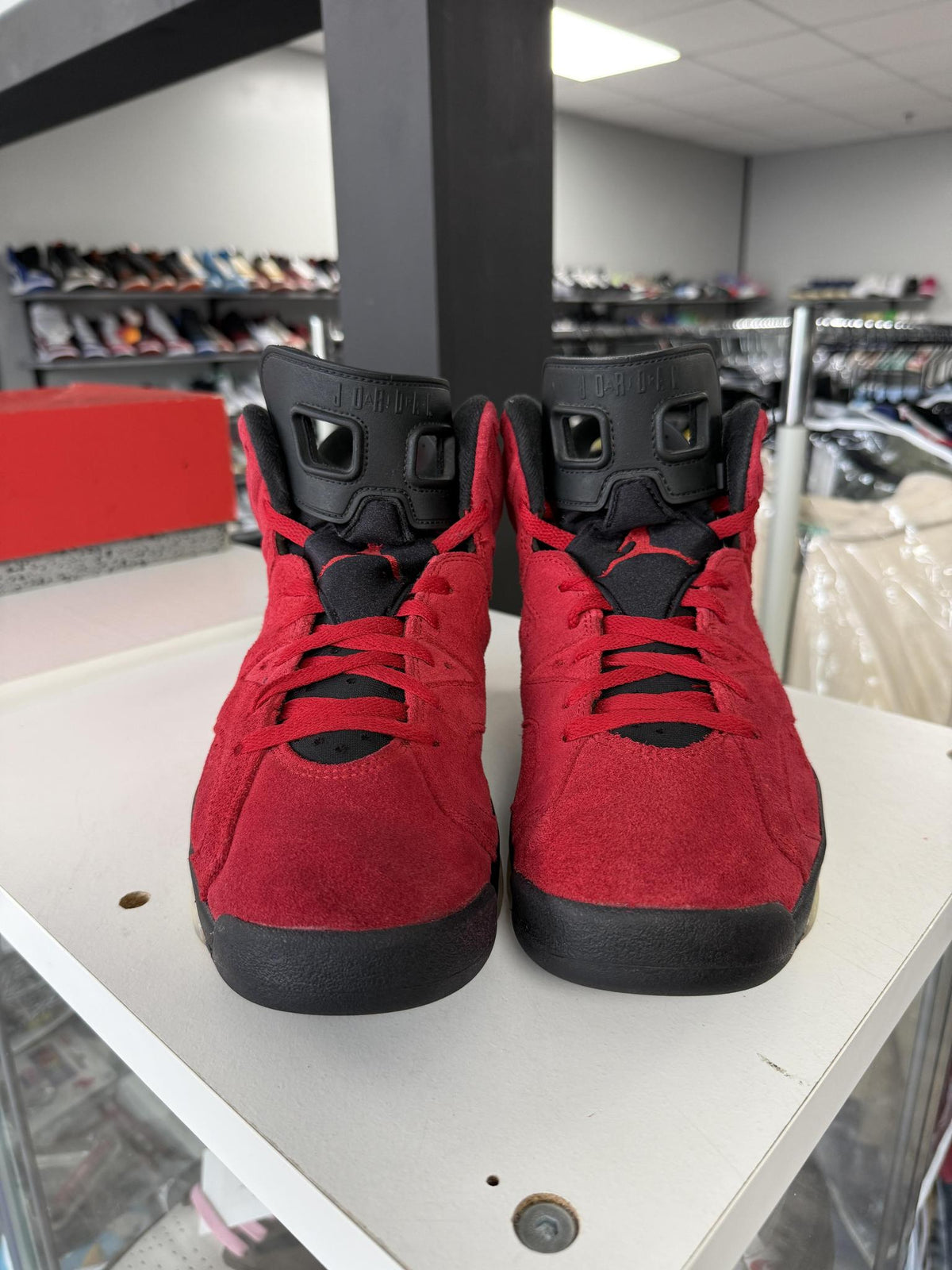 Jordan 6 "Toro" Used Size 9