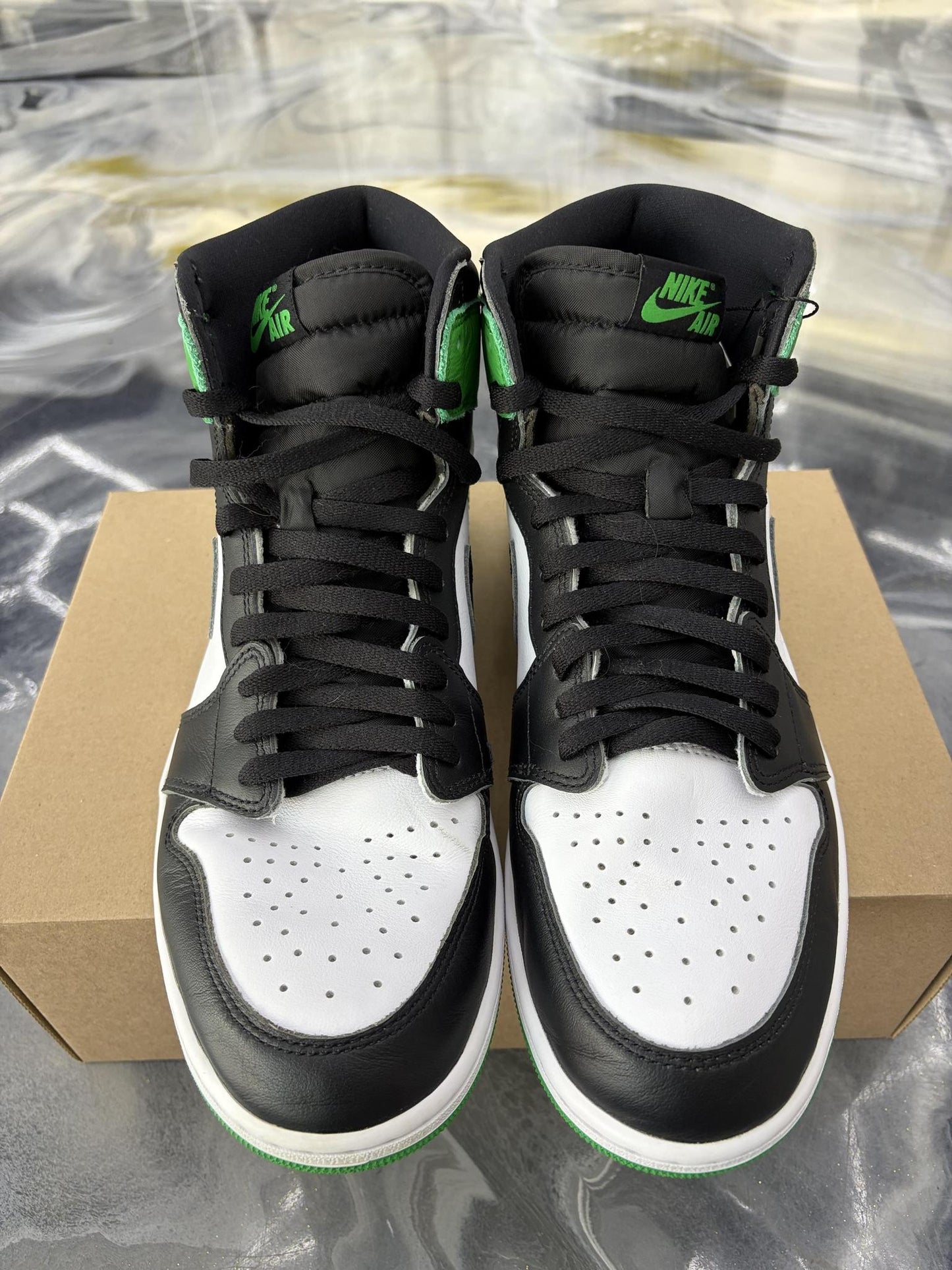 Jordan 1 "Pine Green" Used