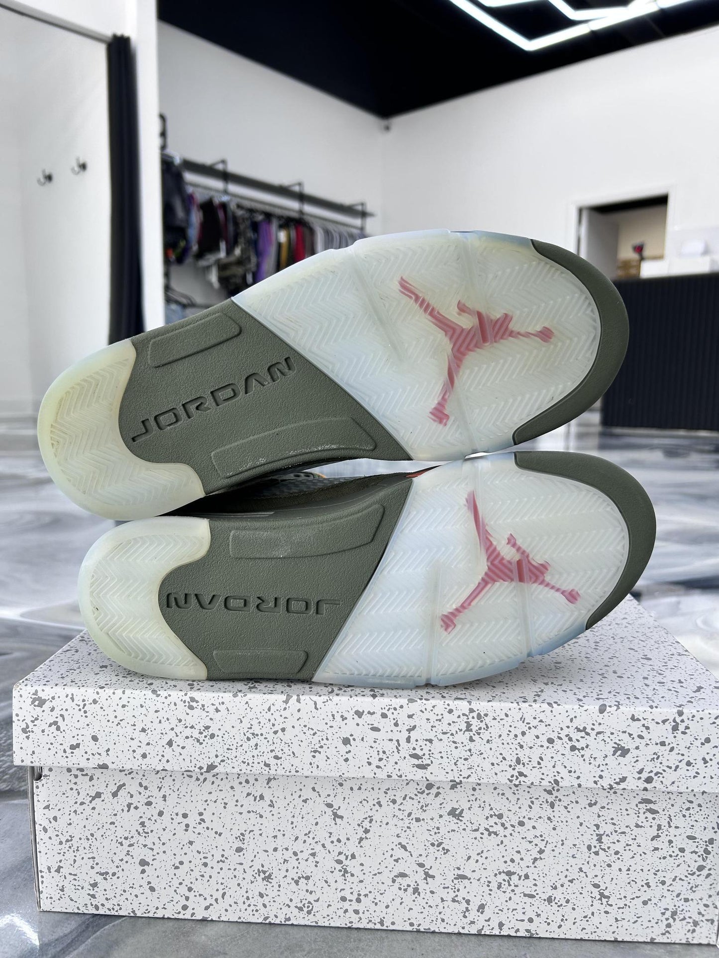 Jordan 5 "Olive" Used Size 10.5