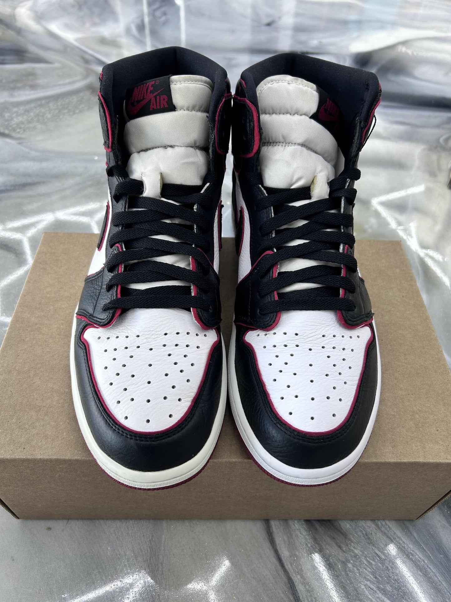 Jordan 1 High "Bloodline" Used Size 13