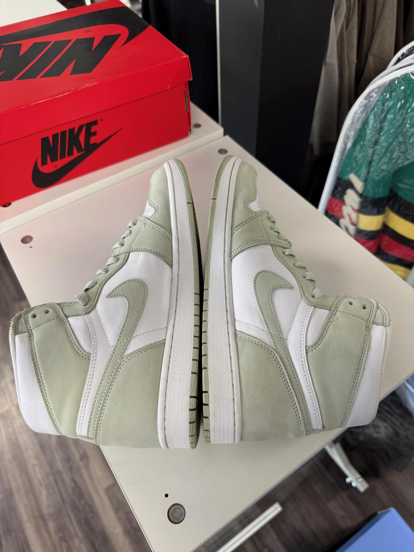 Jordan 1 "Seafoam" Used Size 10