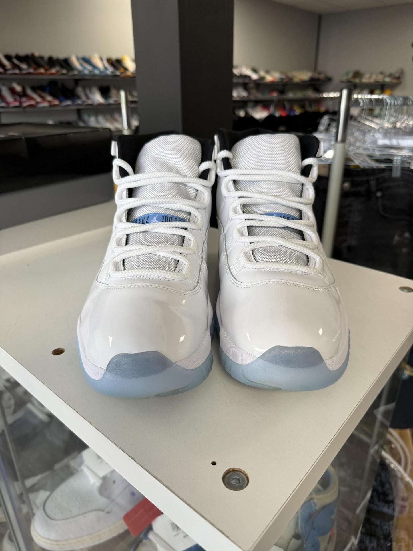 Jordan 11 "Legend Blue" Used Size 11